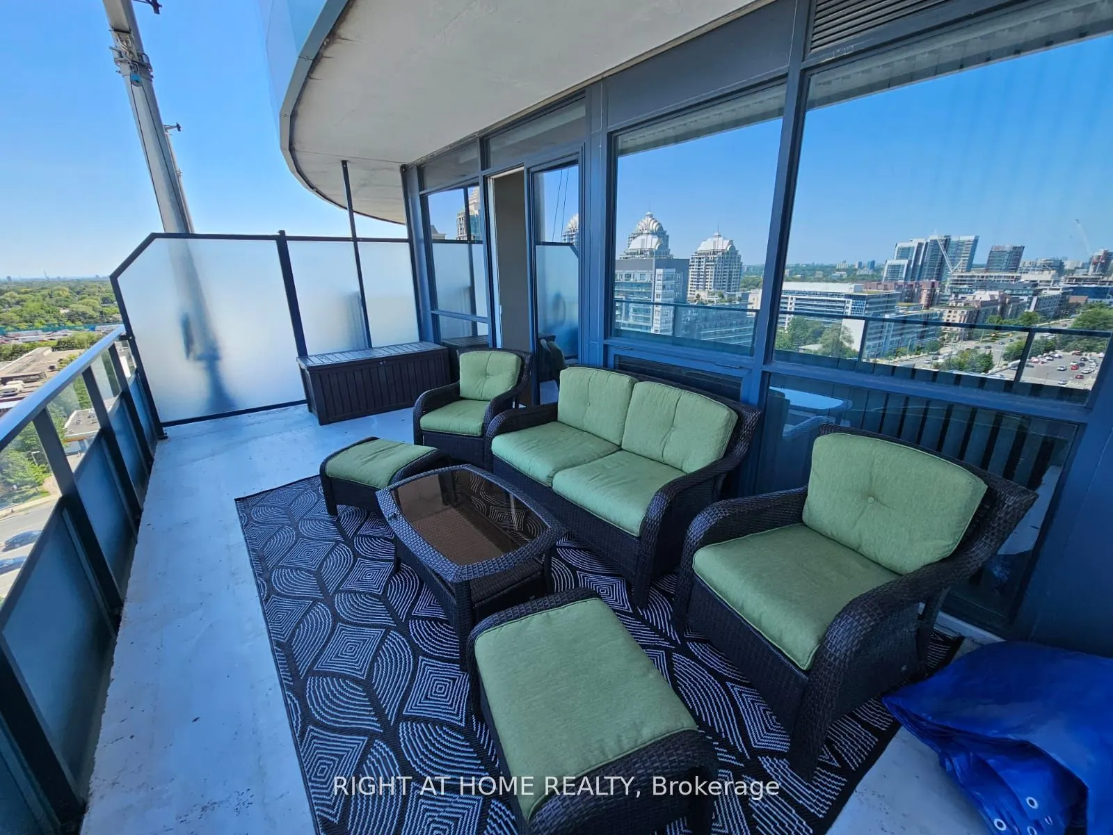 2885 Bayview Avenue, #1204