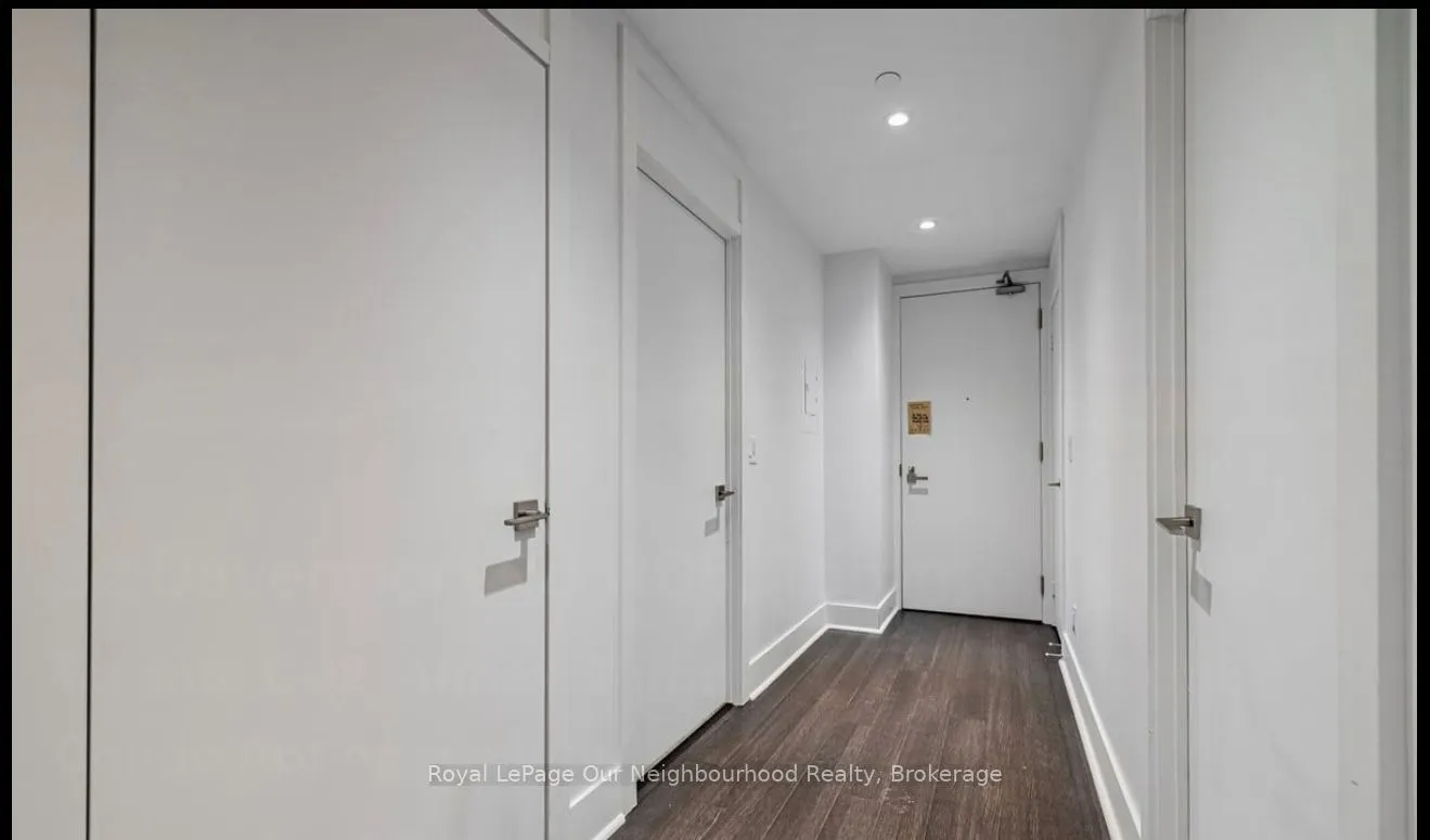 32 Davenport Road, #1105