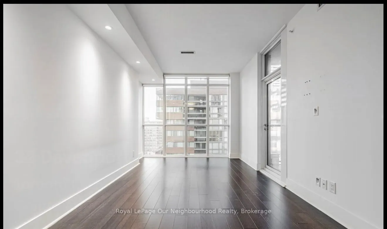 32 Davenport Road, #1105