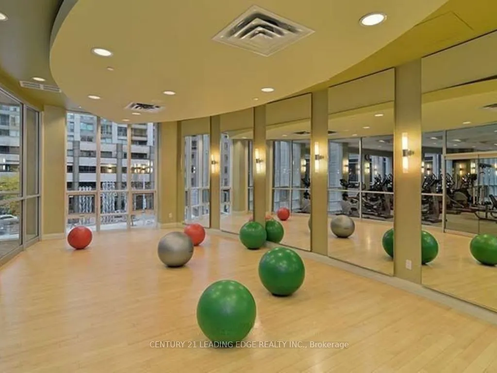 761 Bay Street, #3112