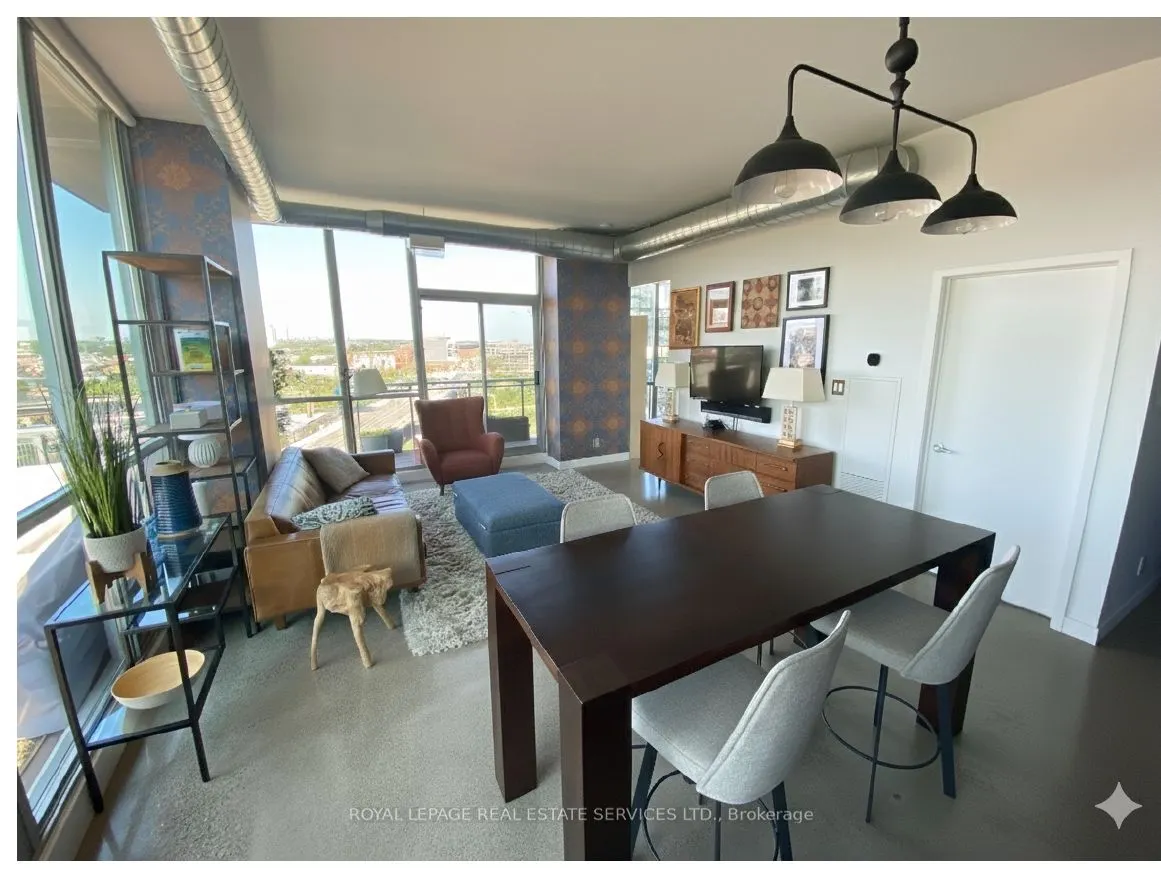 510 King Street E, #812