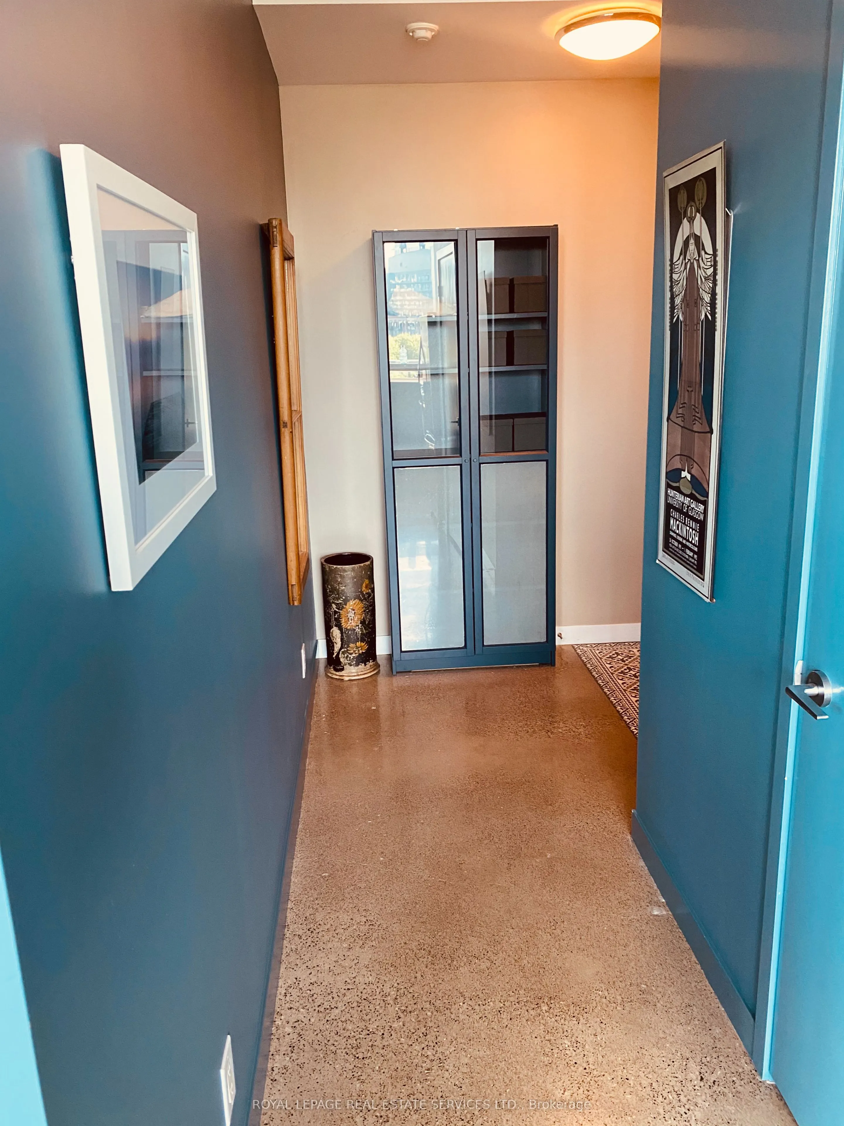 510 King Street E, #812