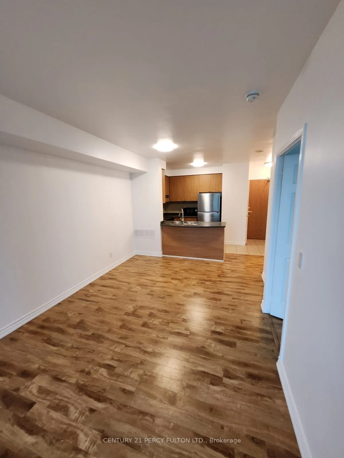 5508 Yonge Street, #206