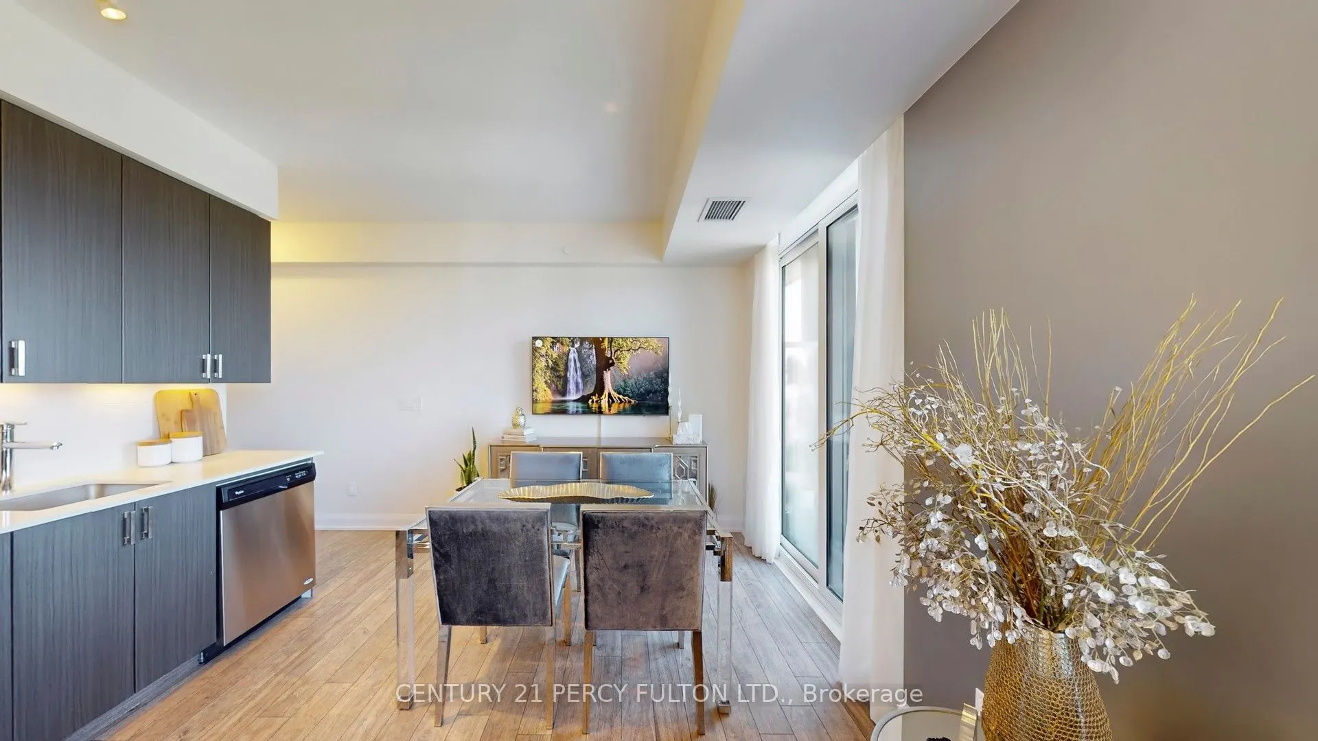 18 Graydon Hall Drive, #2405