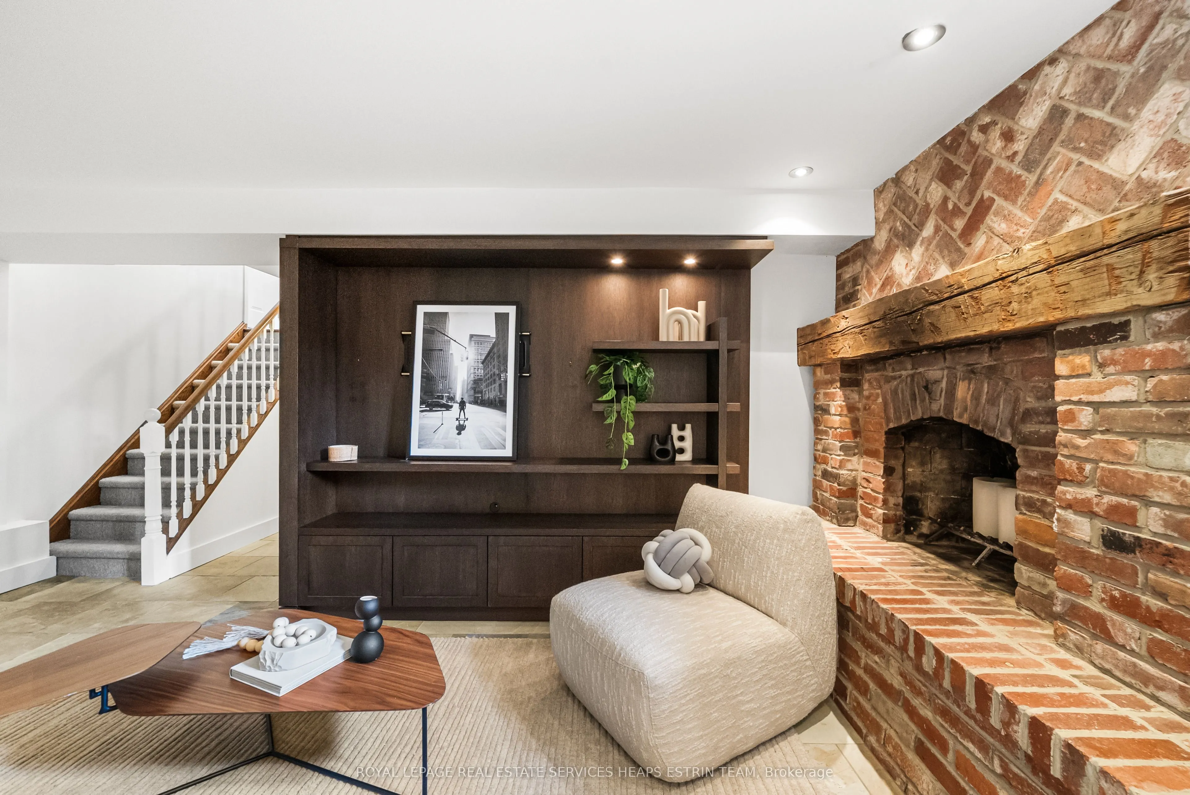 77 Astley Avenue