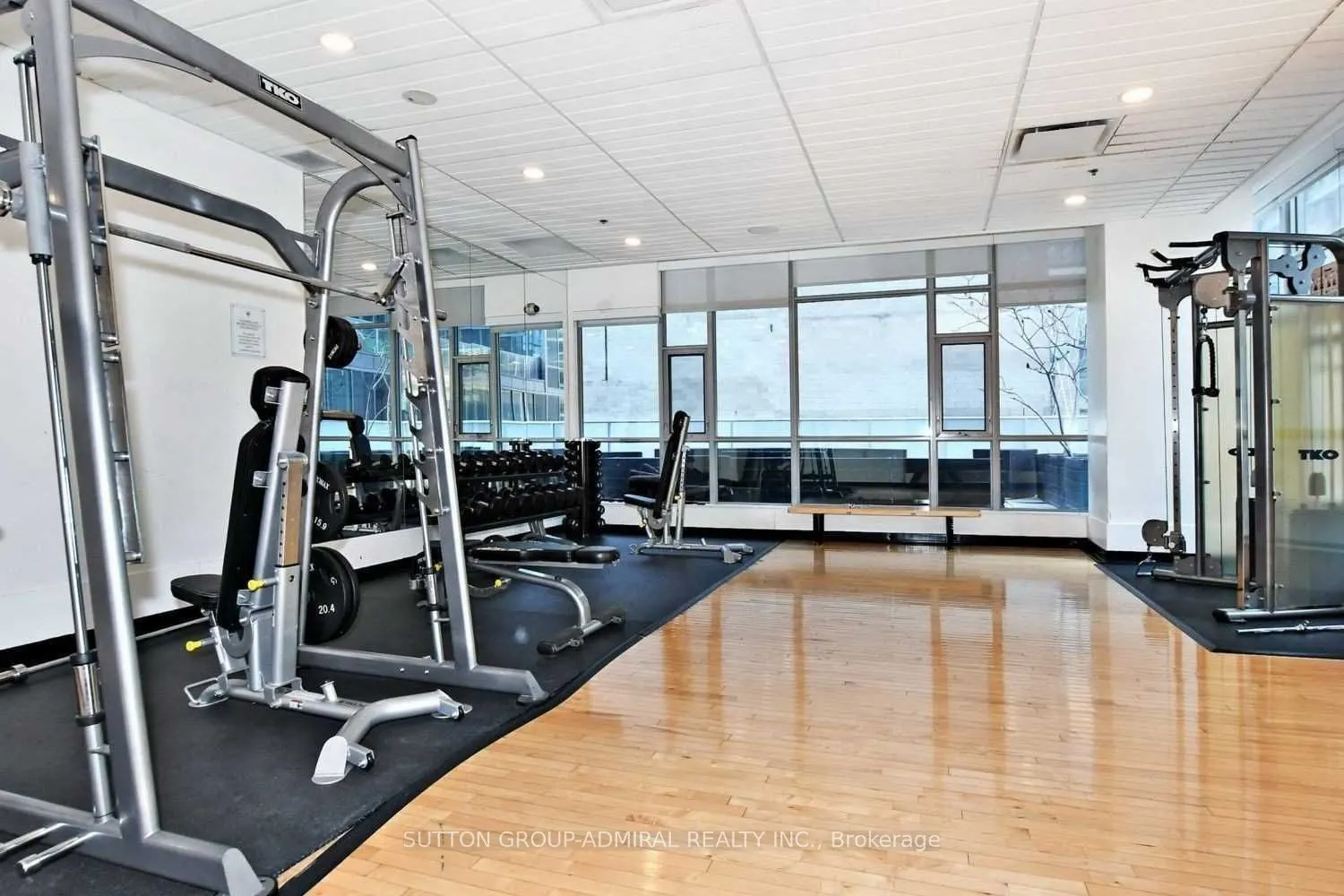 375 King Street W, #1004