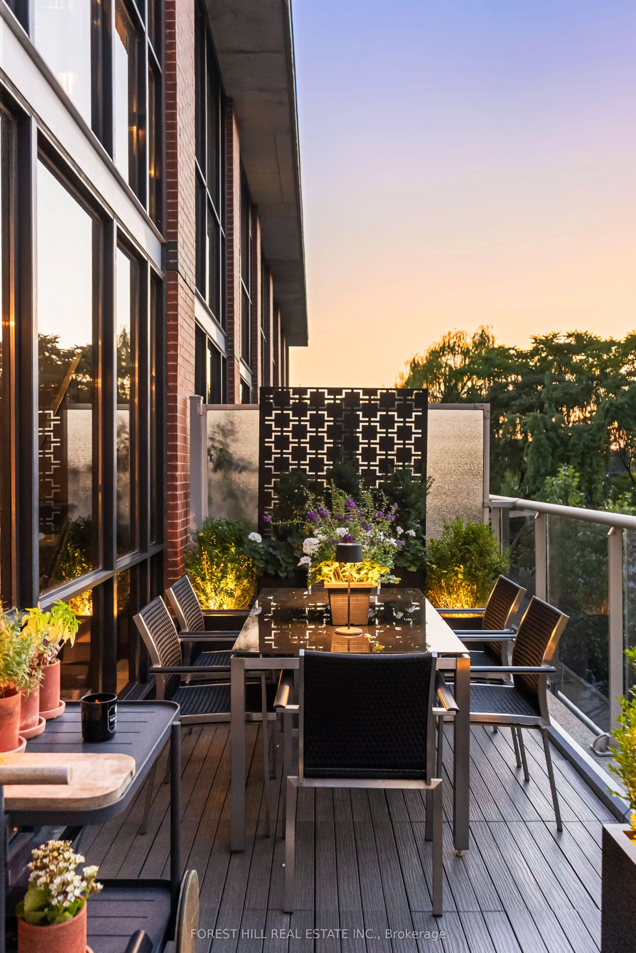 62 Niagara Street, #519