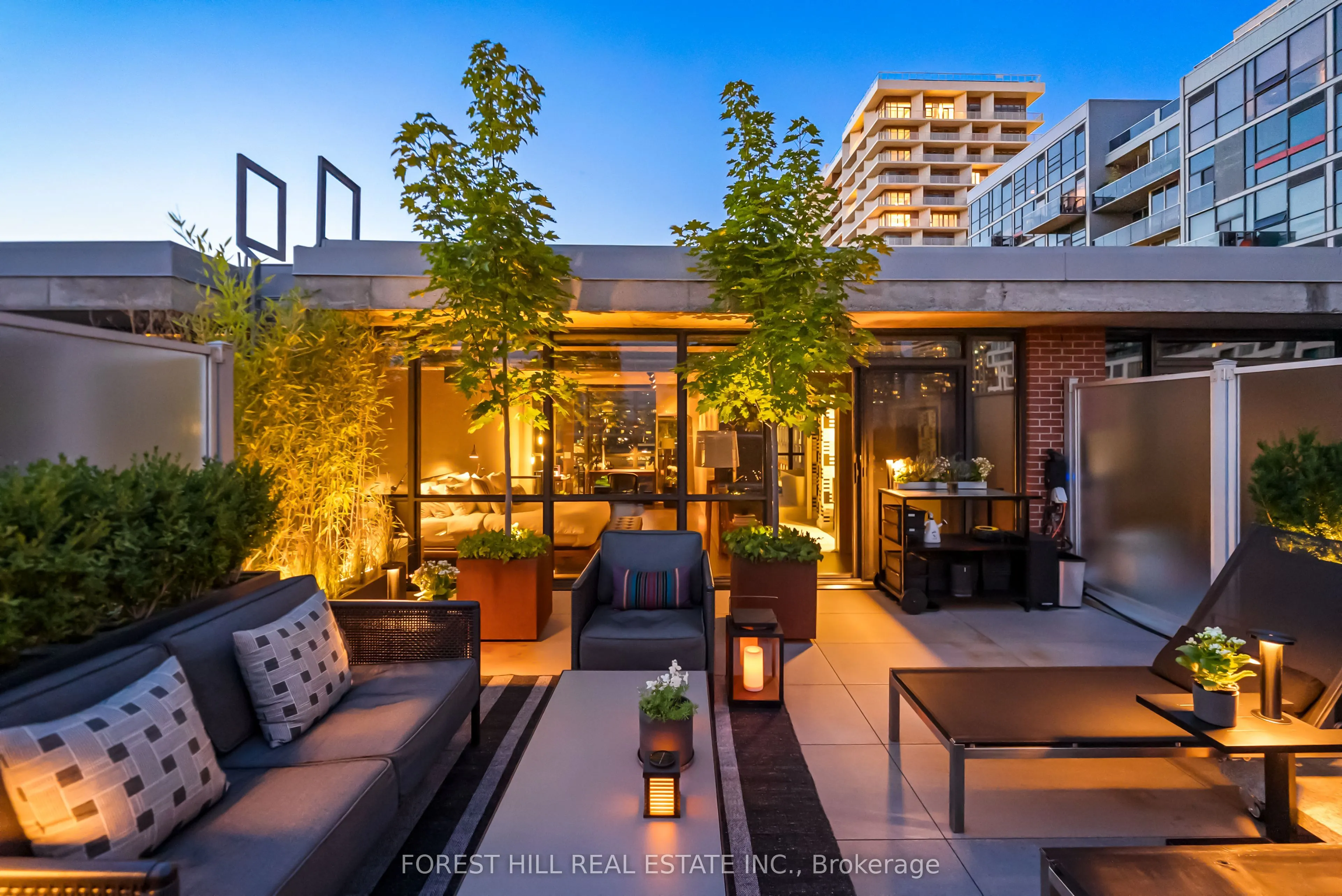 62 Niagara Street, #519