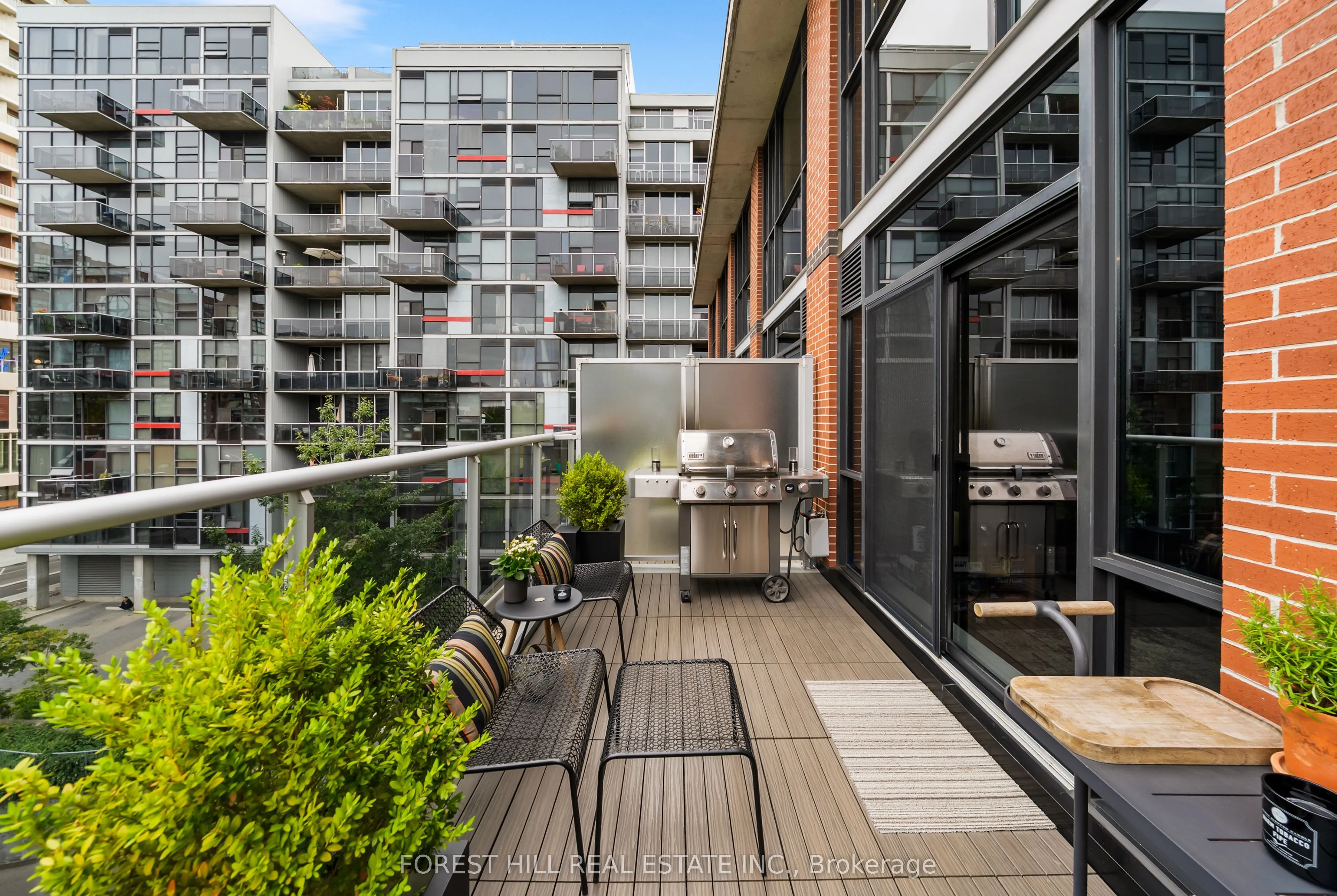 62 Niagara Street, #519