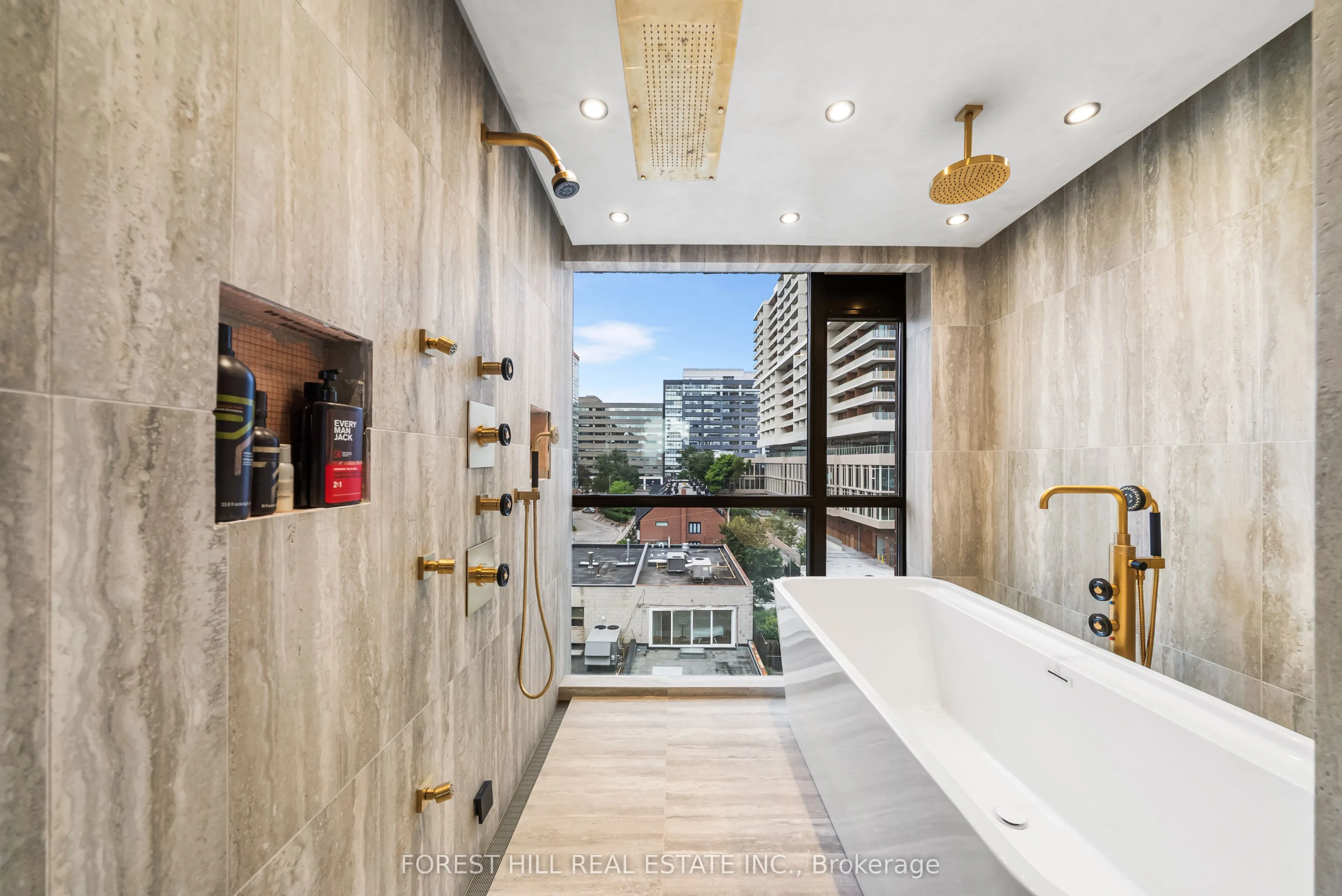 62 Niagara Street, #519
