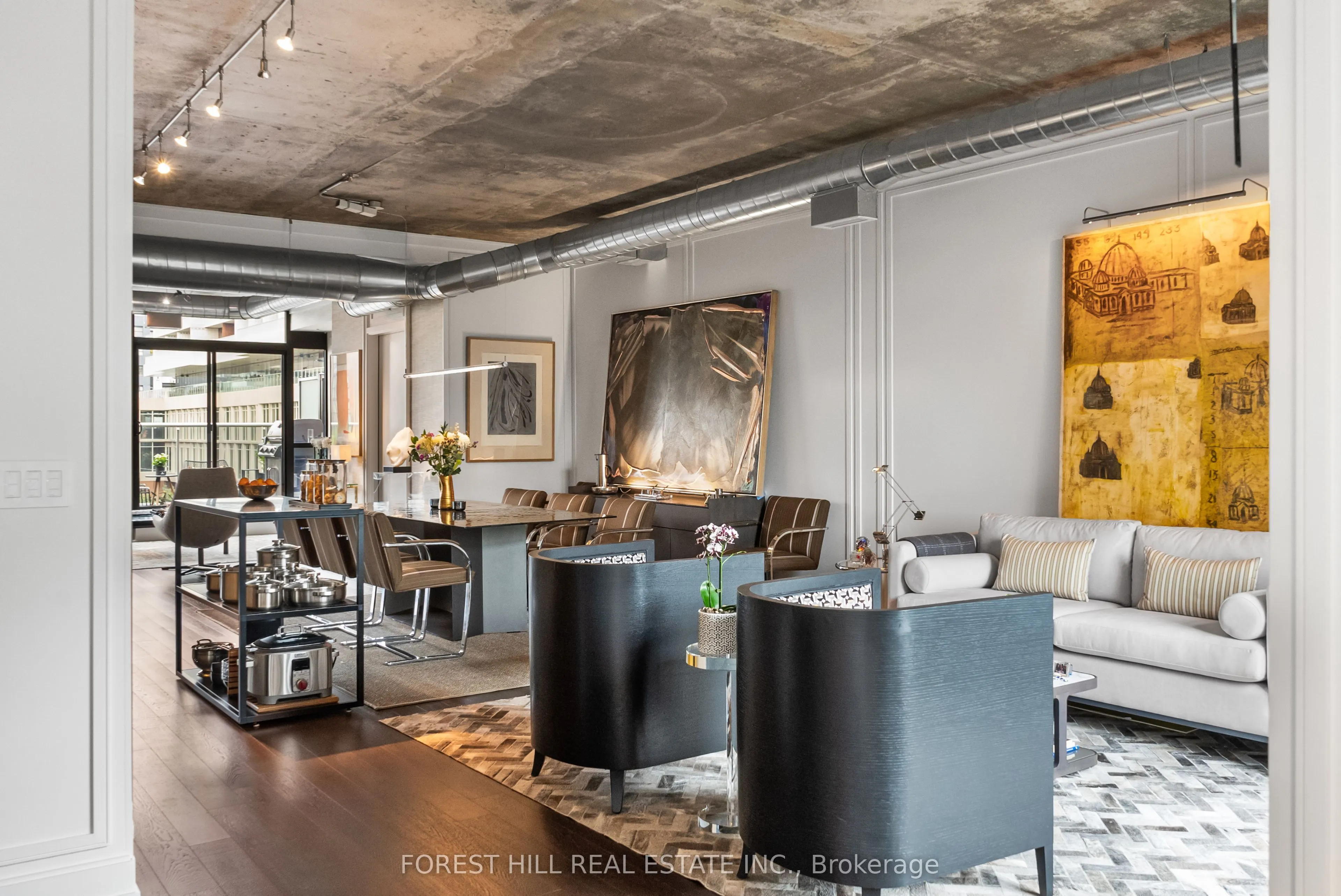 62 Niagara Street, #519