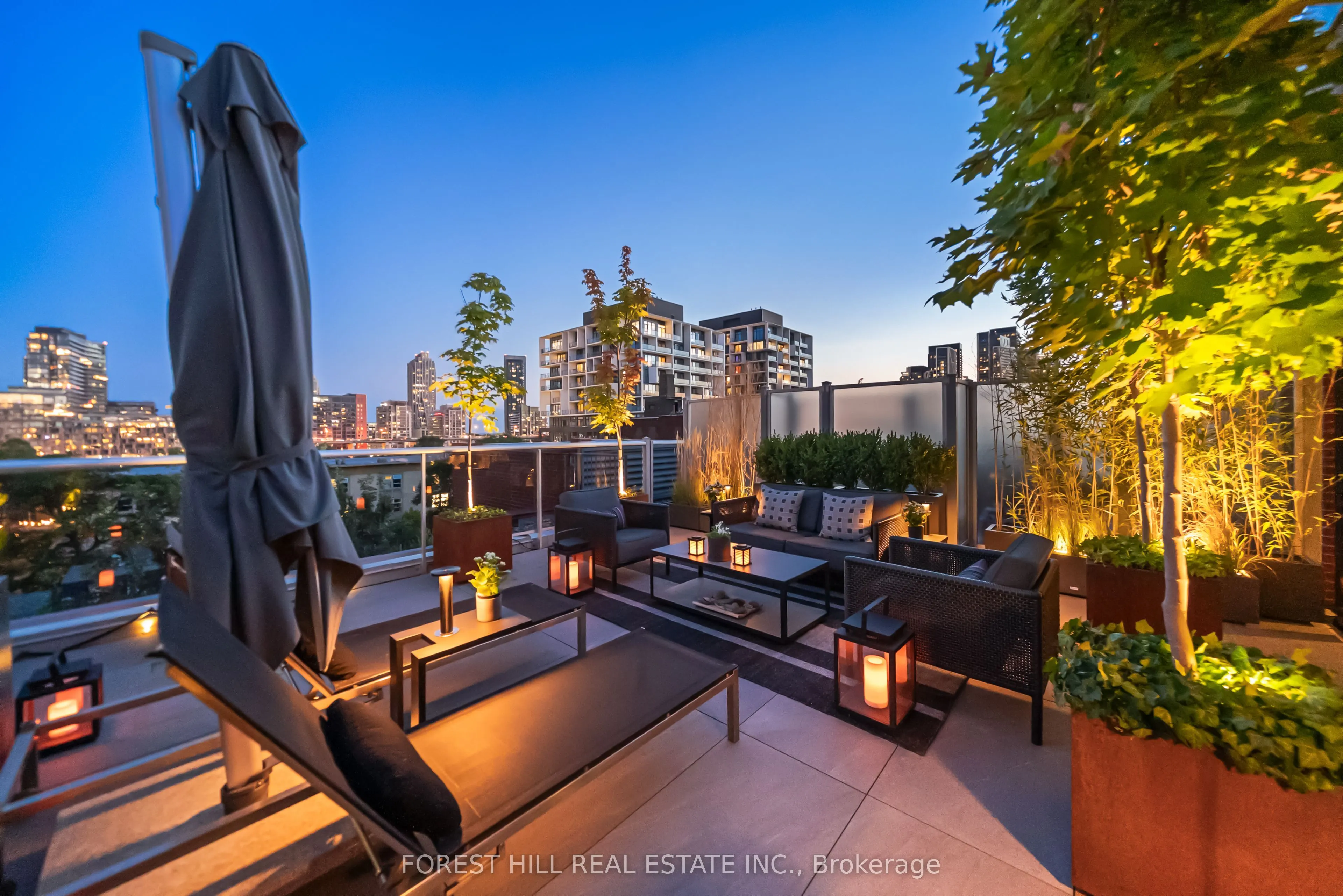 62 Niagara Street, #519