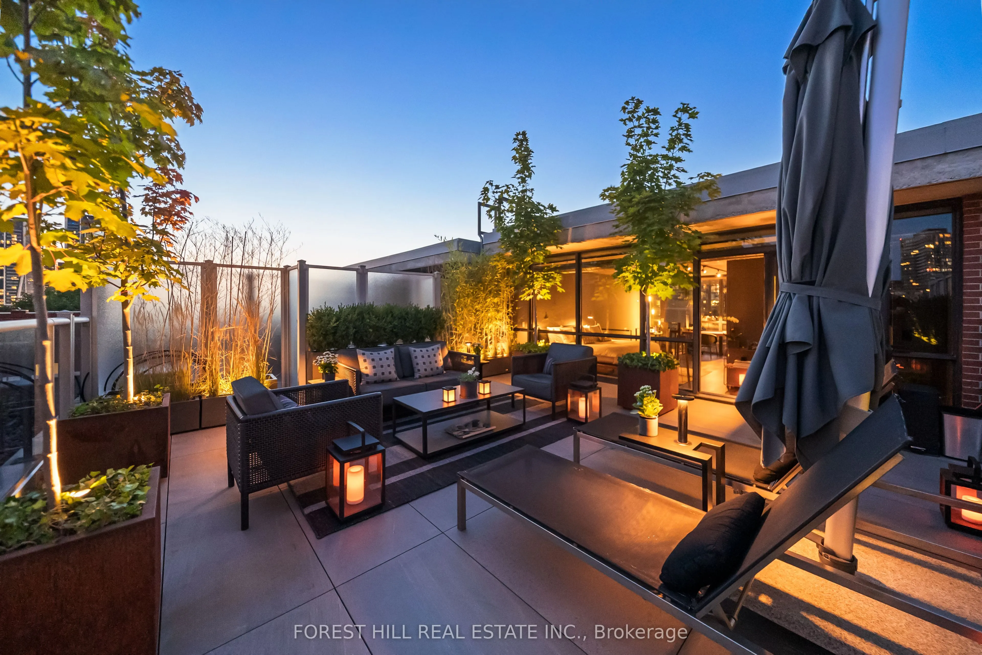 62 Niagara Street, #519