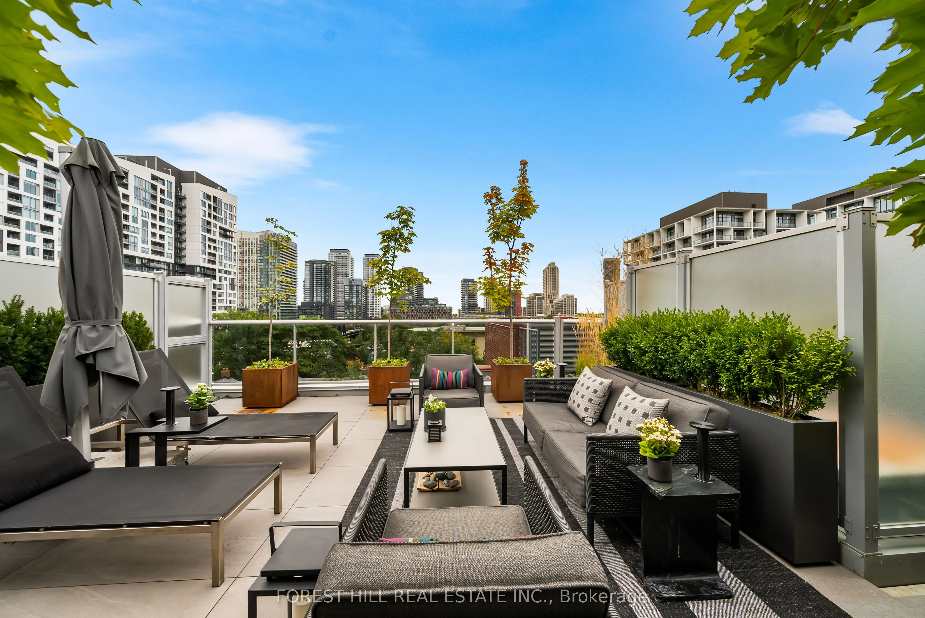 62 Niagara Street, #519