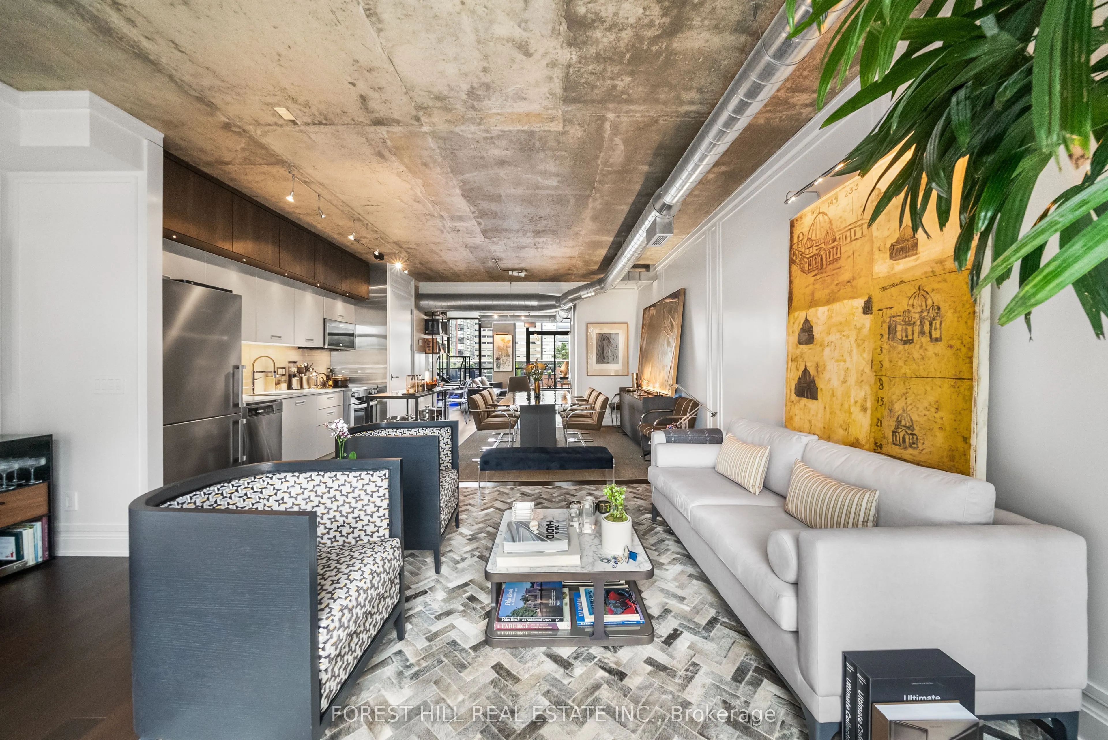 62 Niagara Street, #519