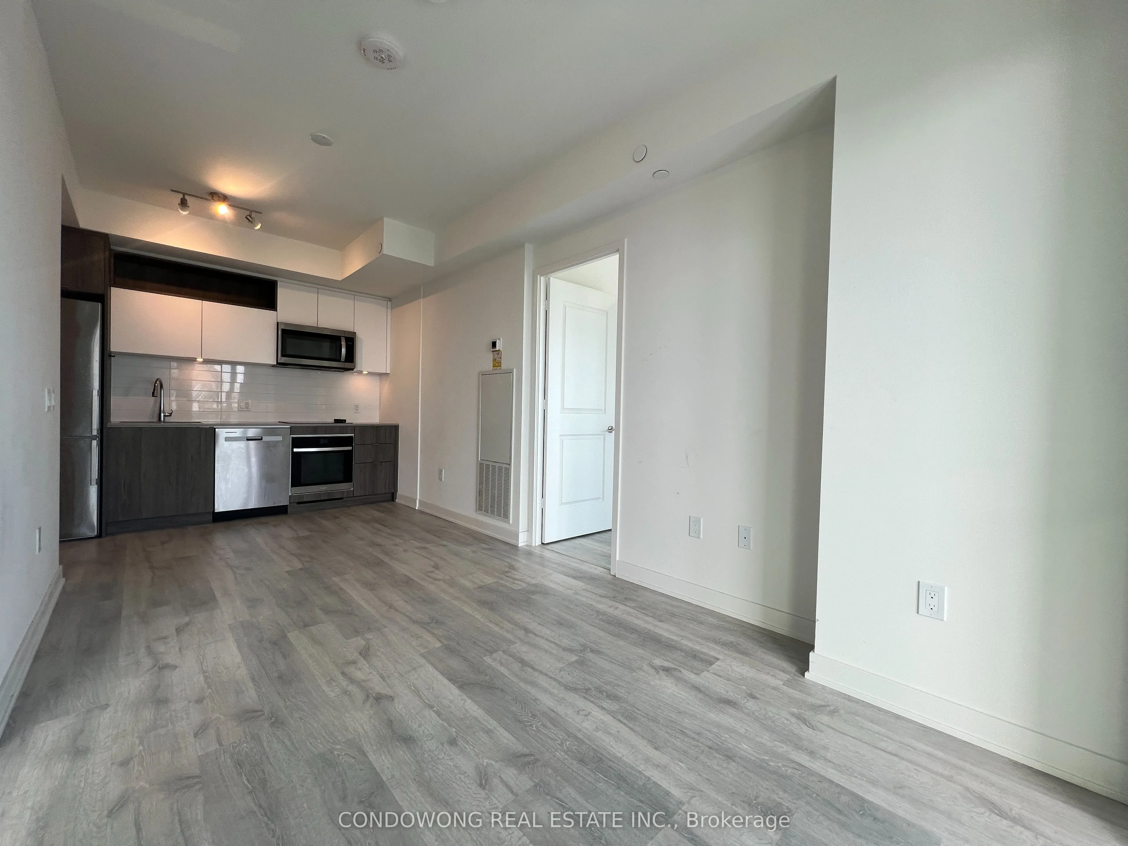 100 Dalhousie Street, #4204