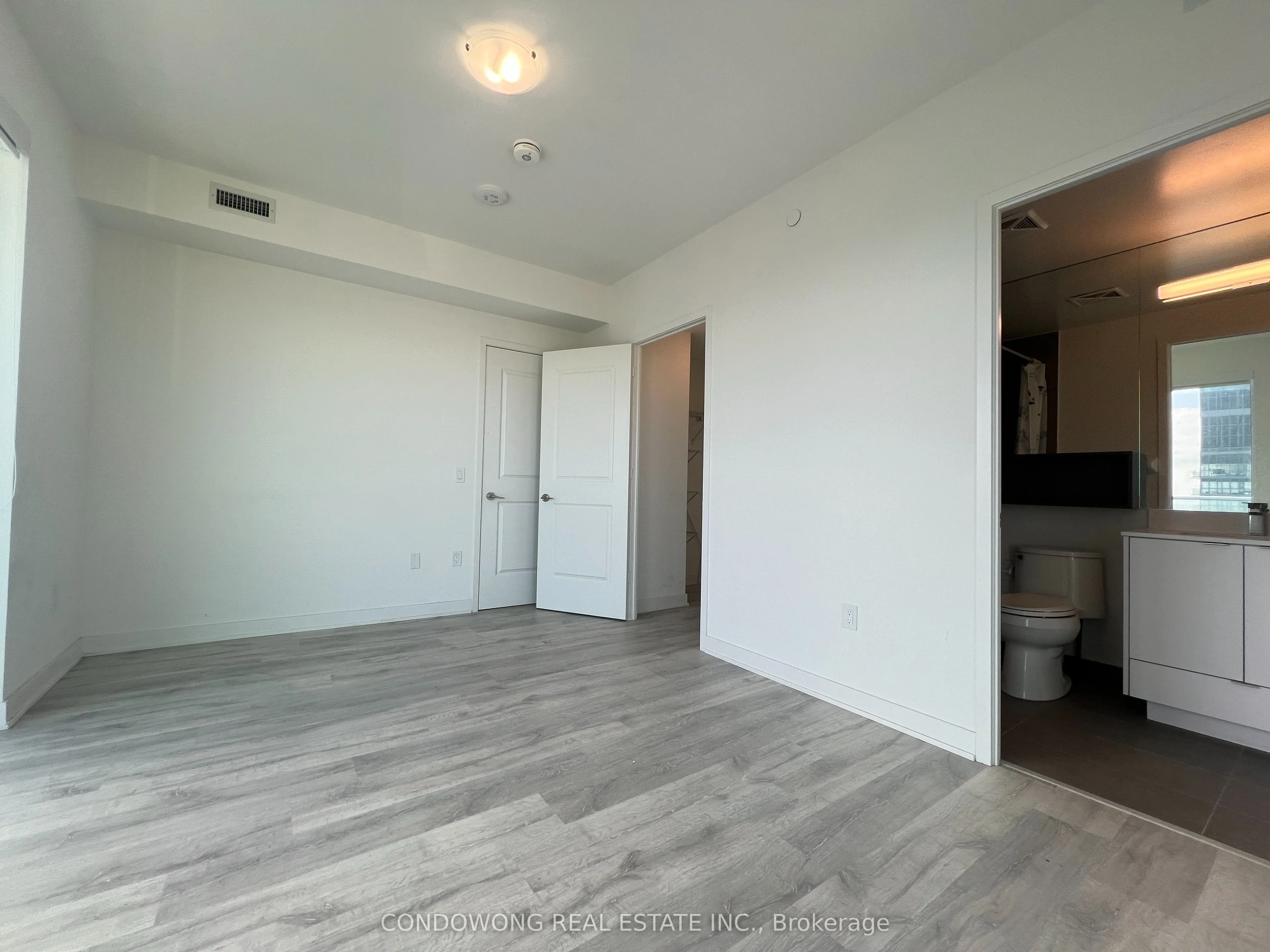 100 Dalhousie Street, #4204