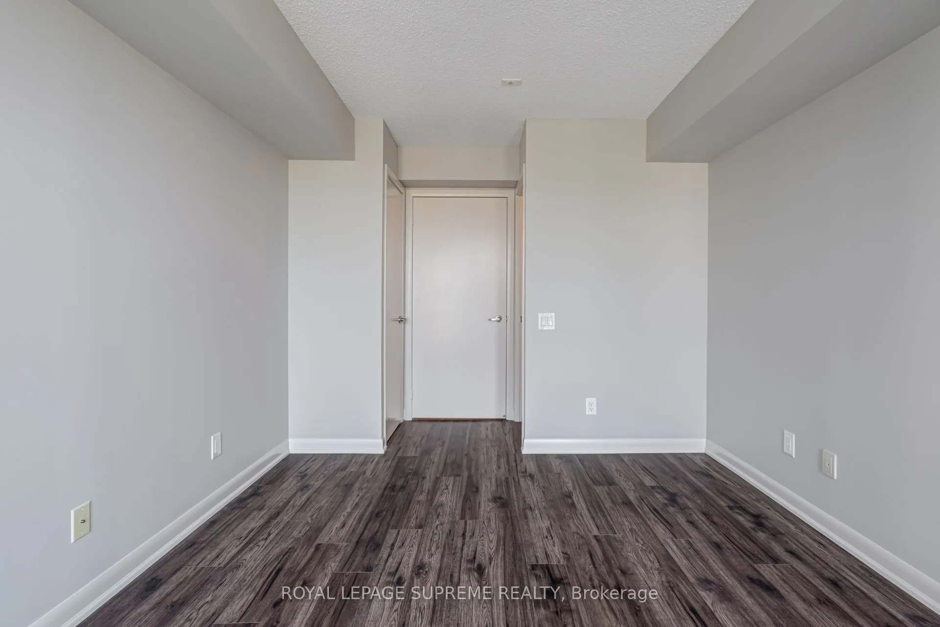 525 Wilson Avenue, #533