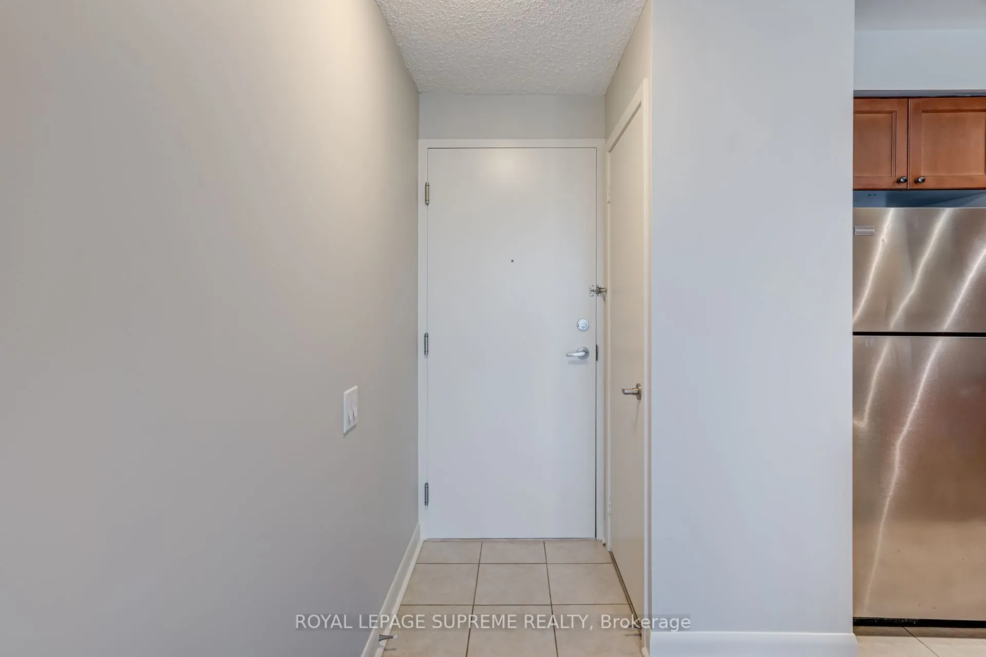 525 Wilson Avenue, #533