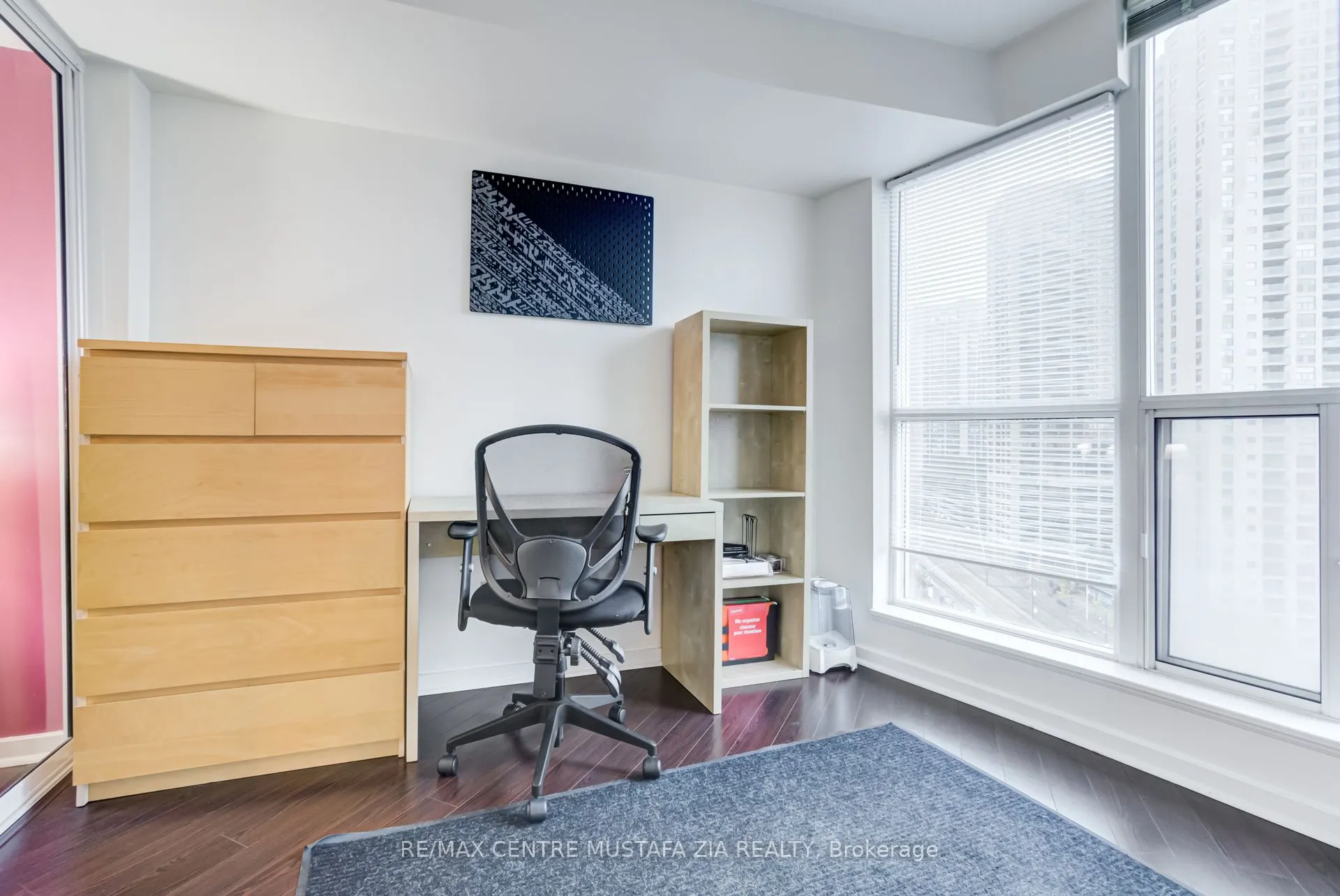 208 Queens Quay W, #1204