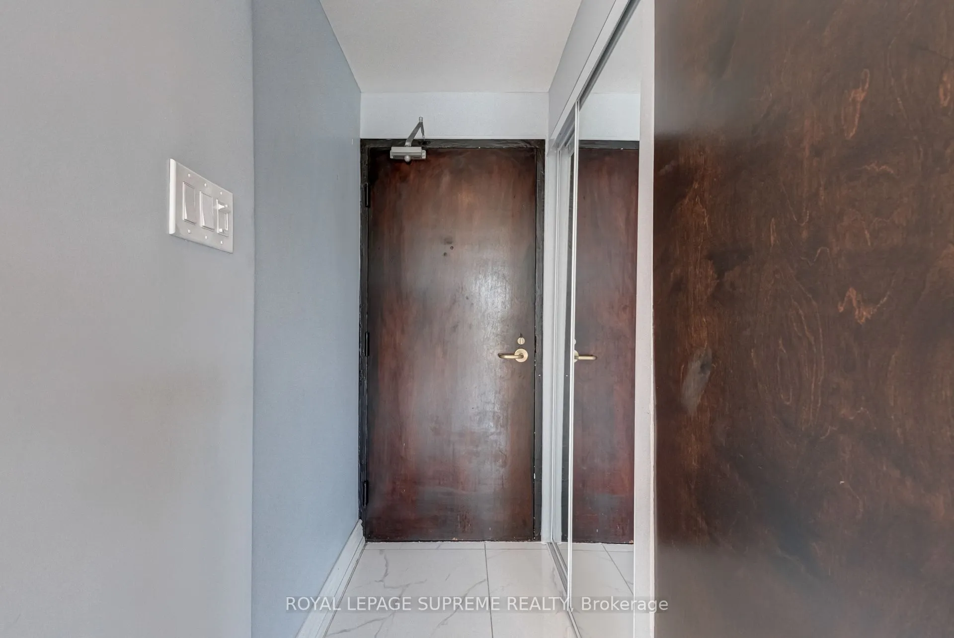 80 Charles Street E, #607