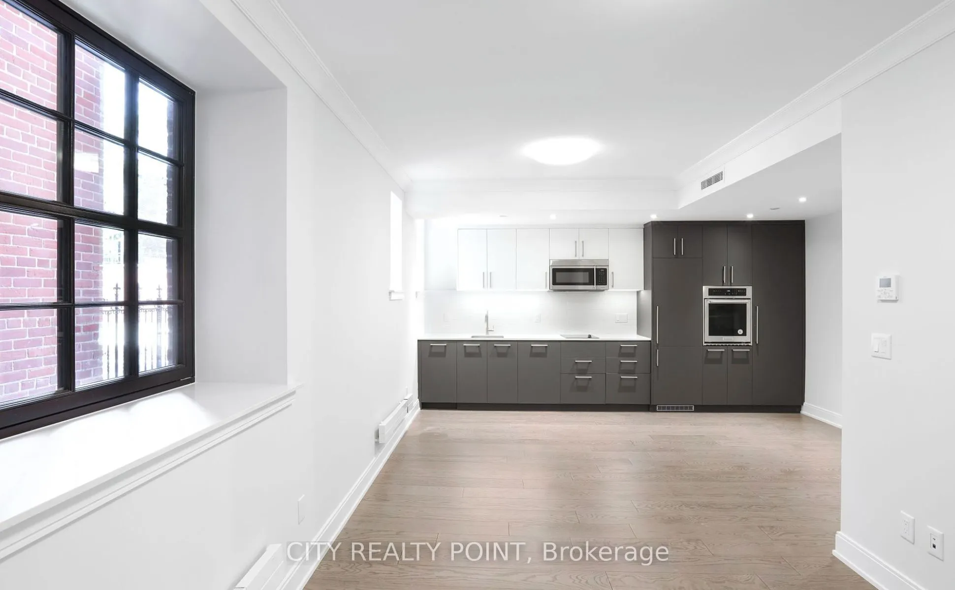 2 Clarendon Avenue, #107