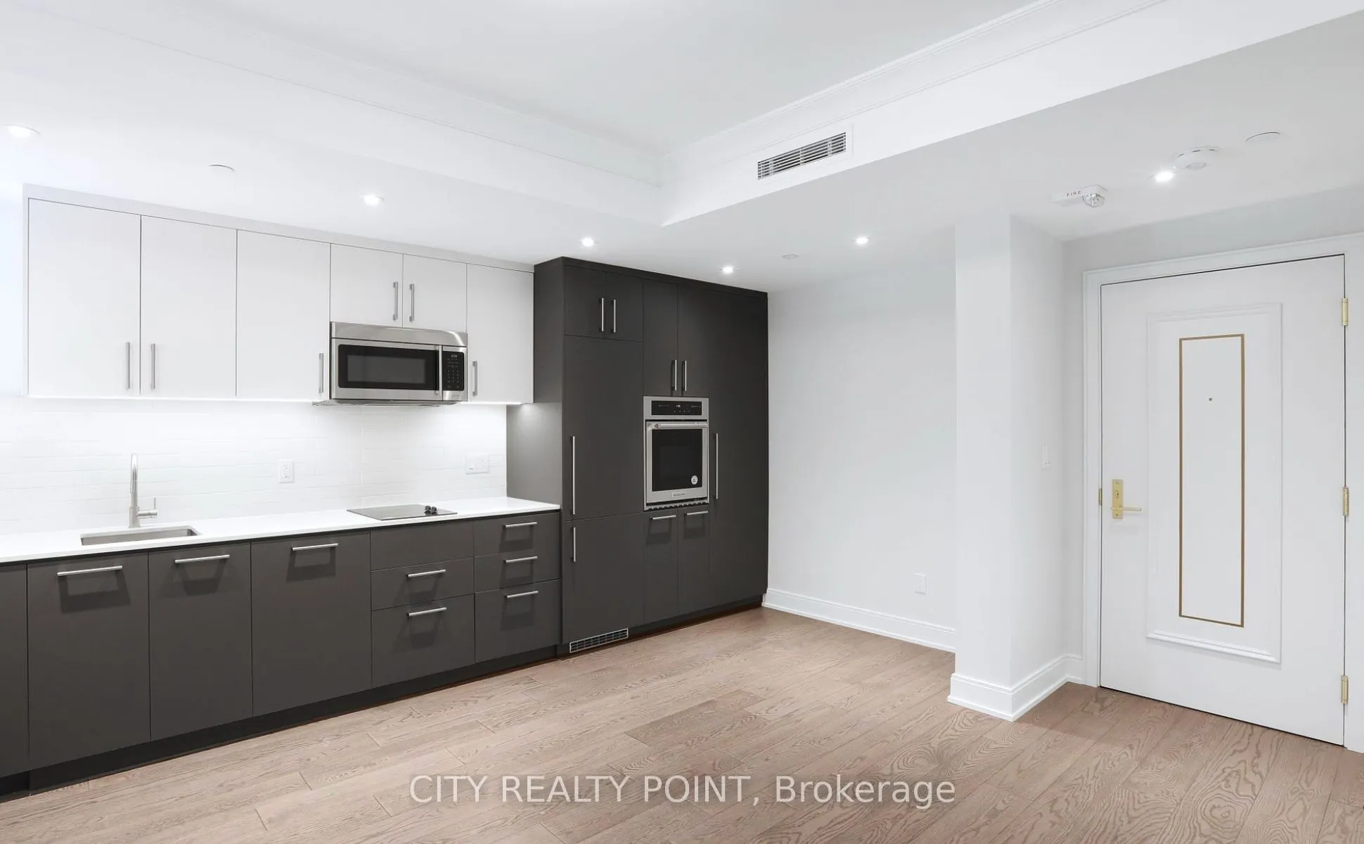 2 Clarendon Avenue, #107