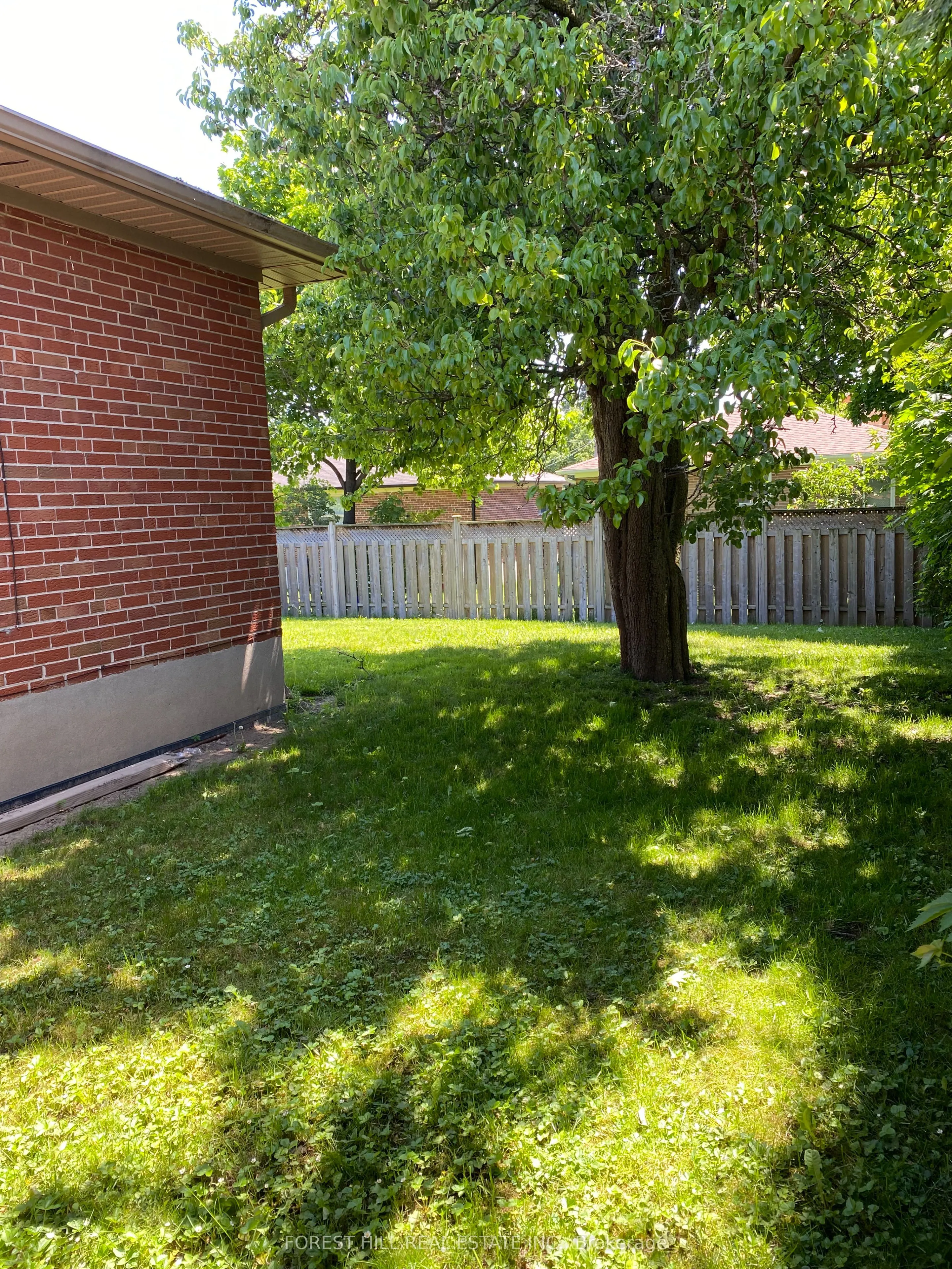 175 Searle Avenue, ##Main Fl