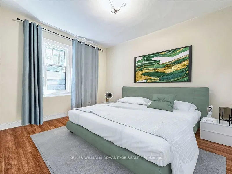 33 Whitehall Road, #Main