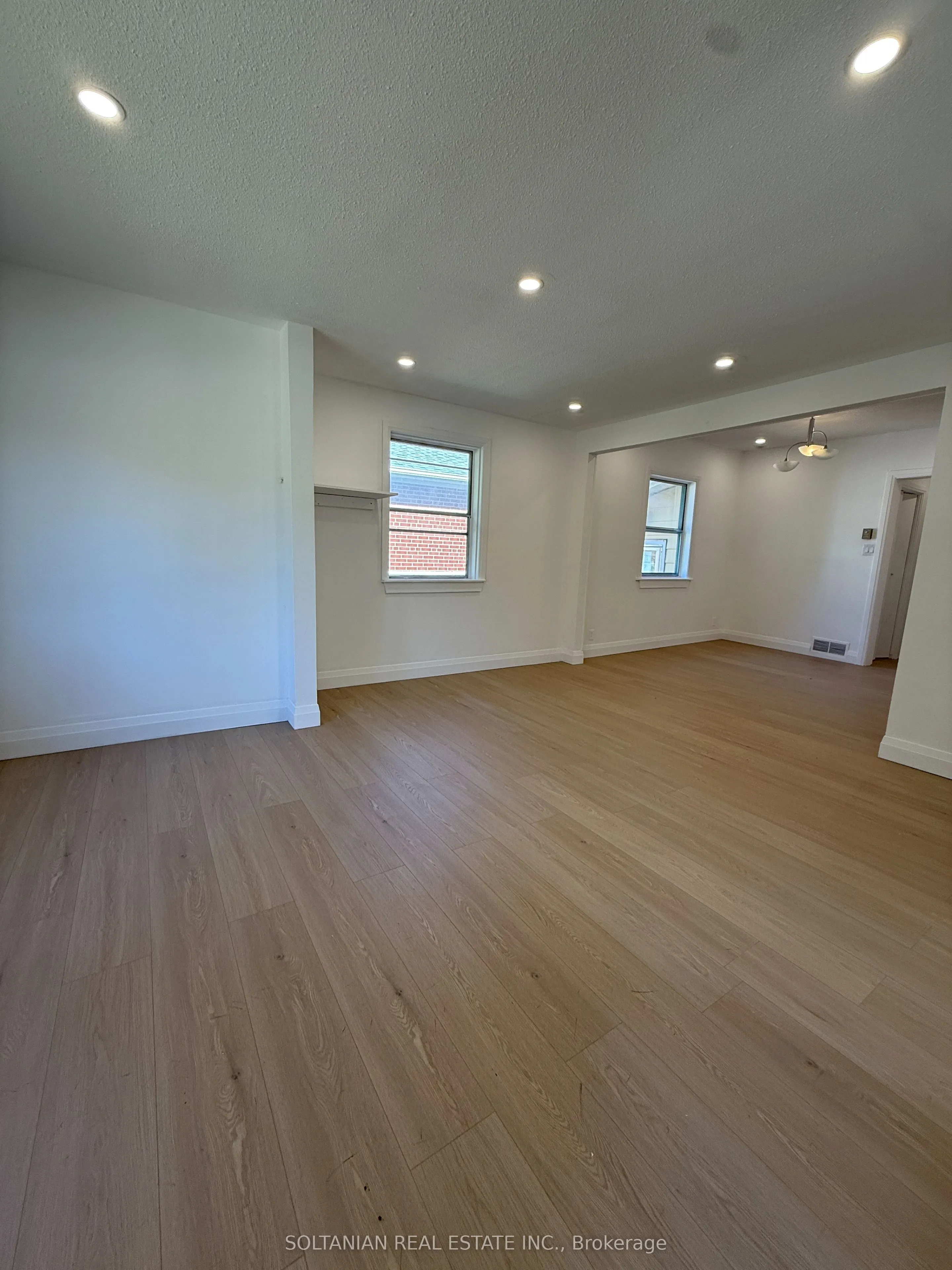 137 Homewood Avenue, #Main Floor
