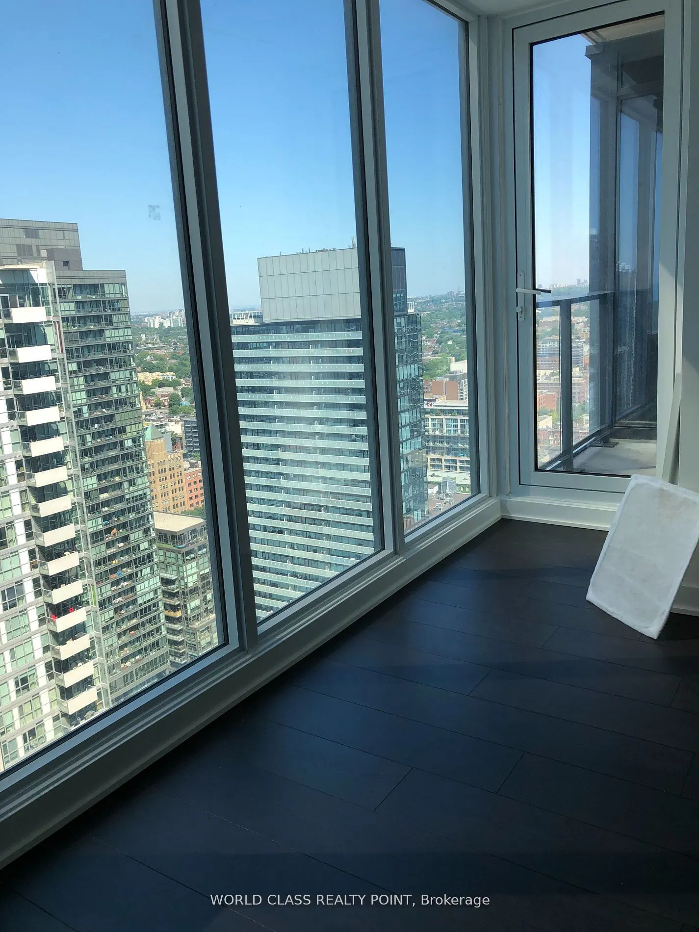 115 Blue Jays Way, #4006