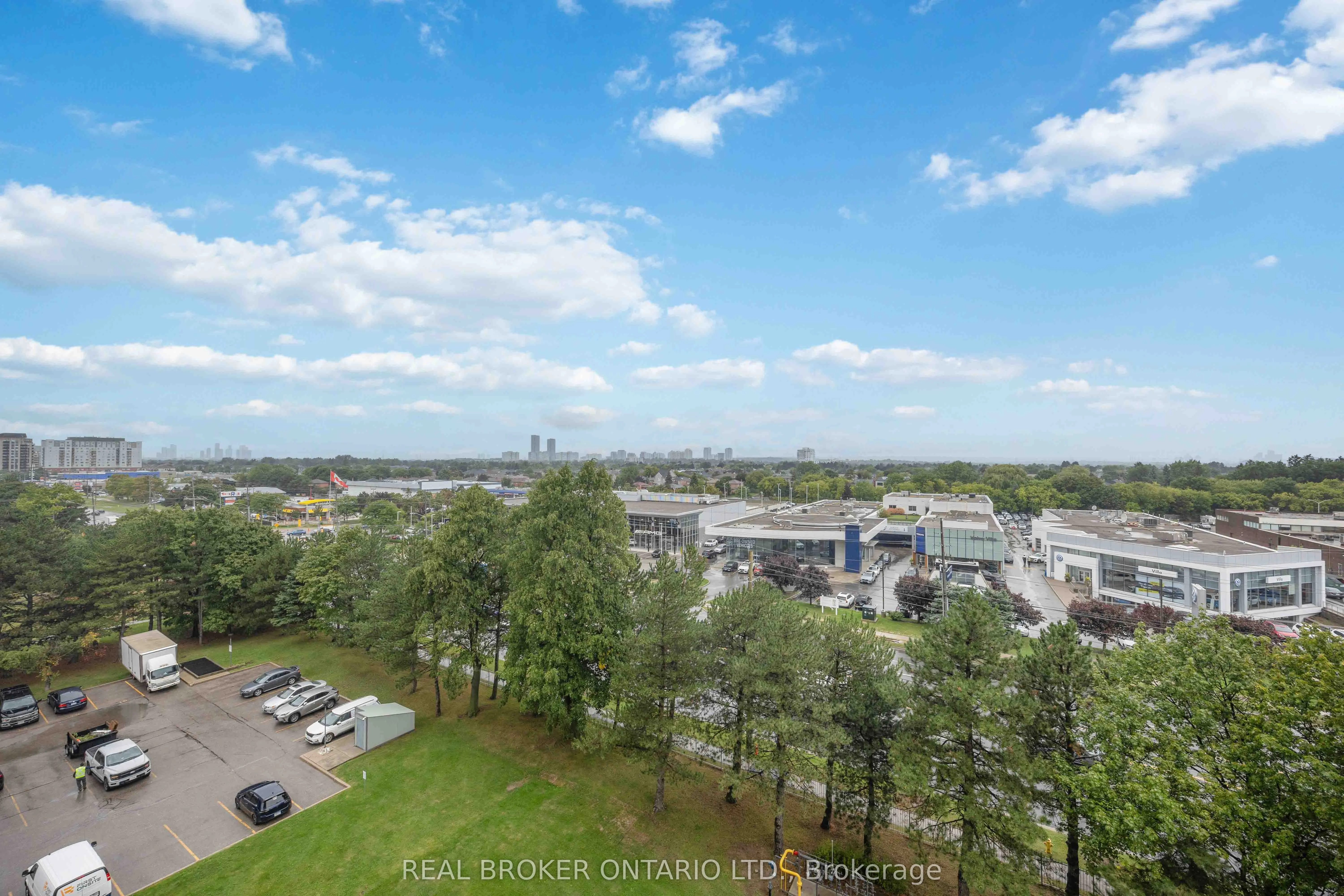 10 Tangreen Court, #801