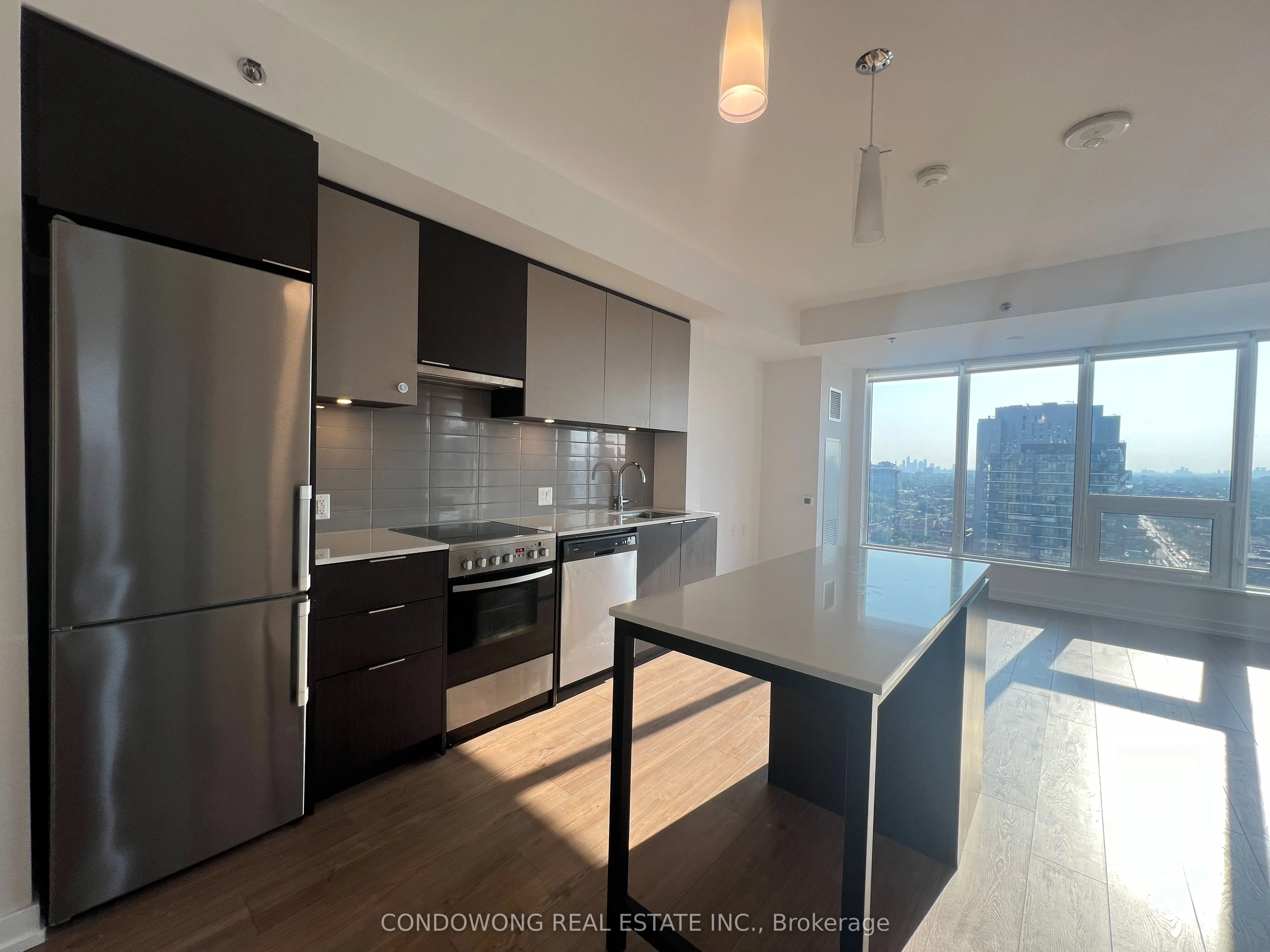 203 College Street, #1704