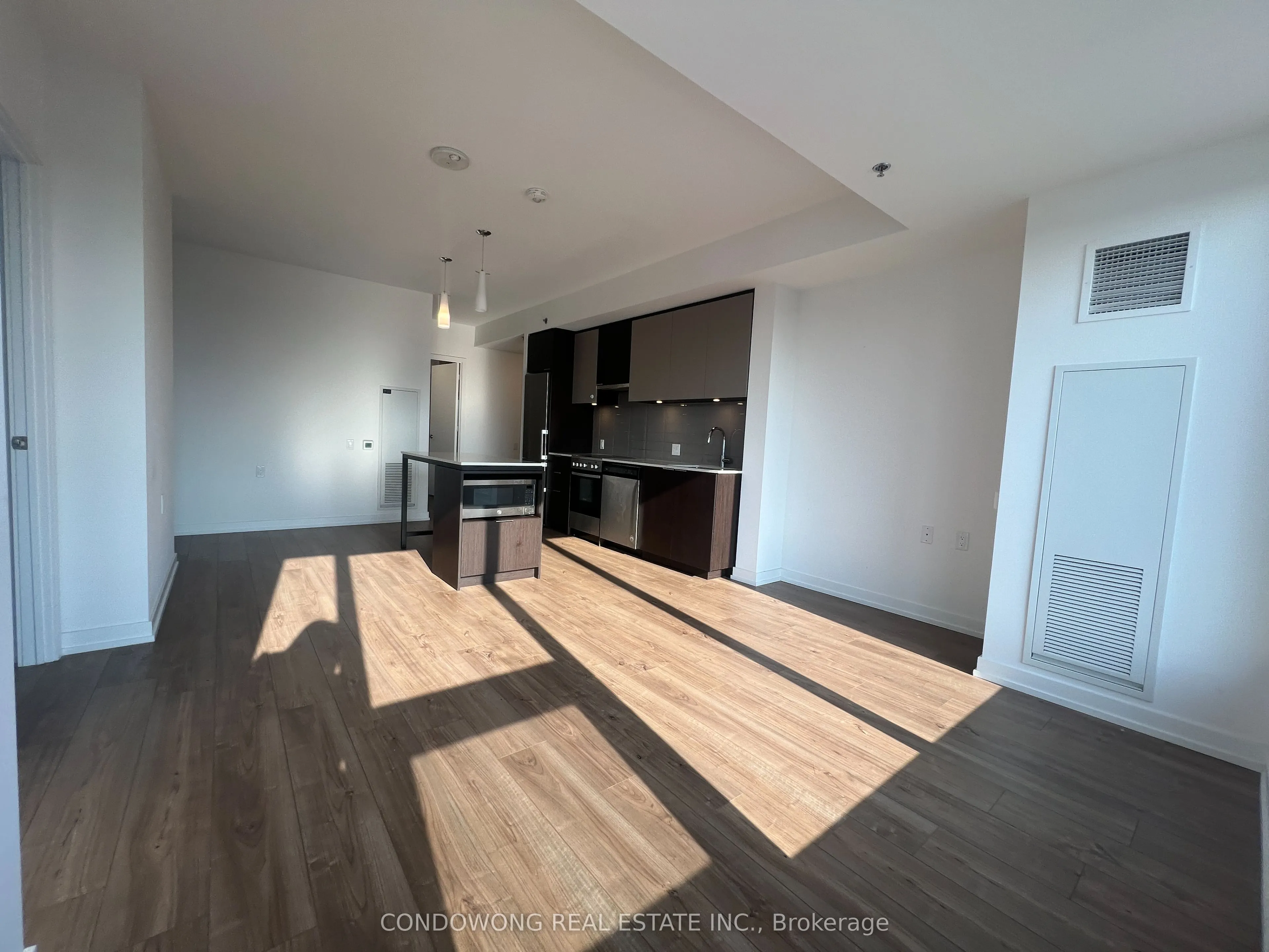 203 College Street, #1704