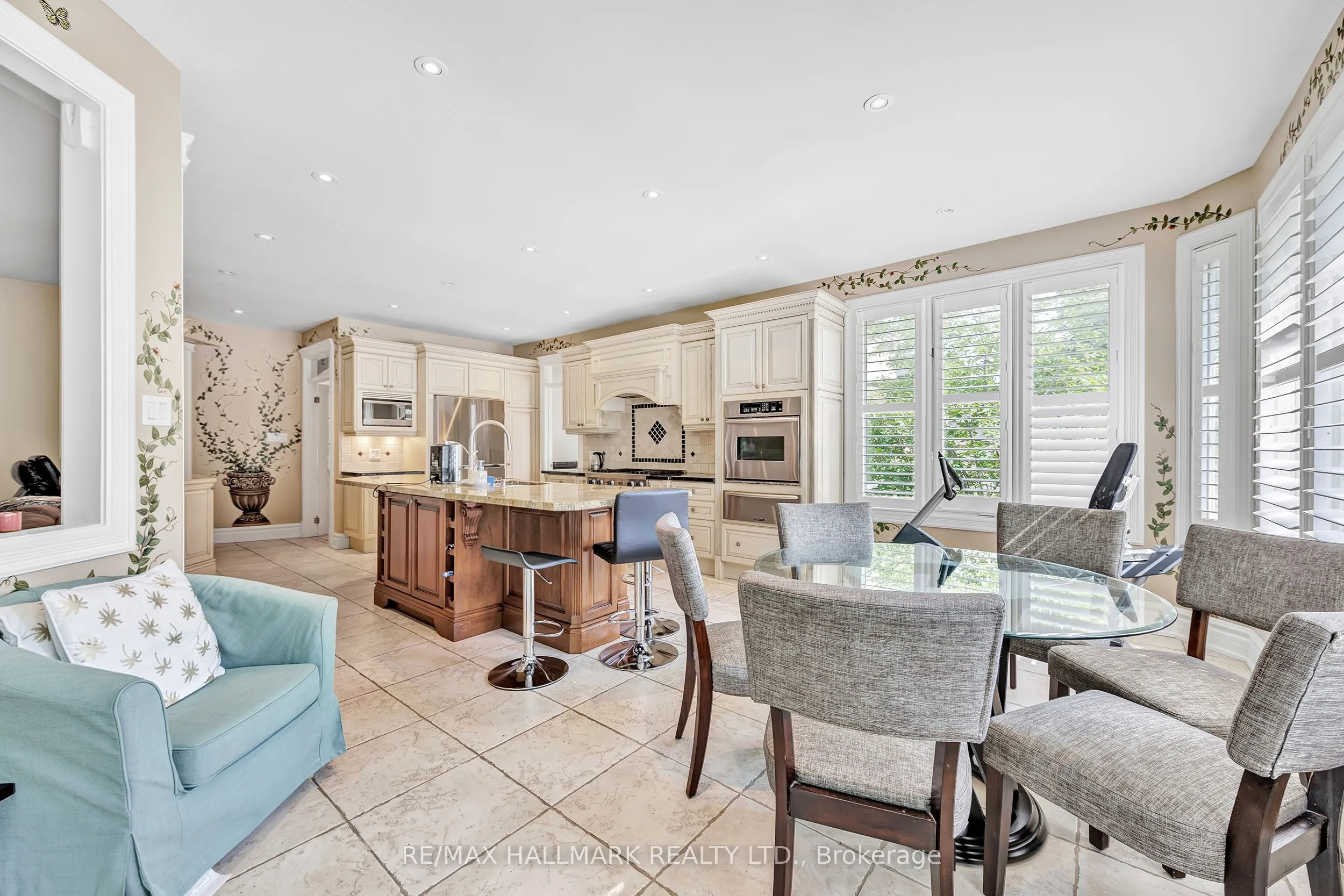 6 Montford Drive