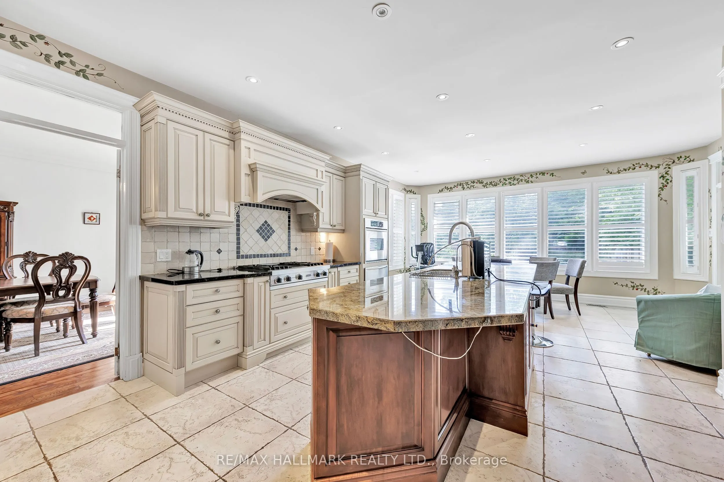 6 Montford Drive