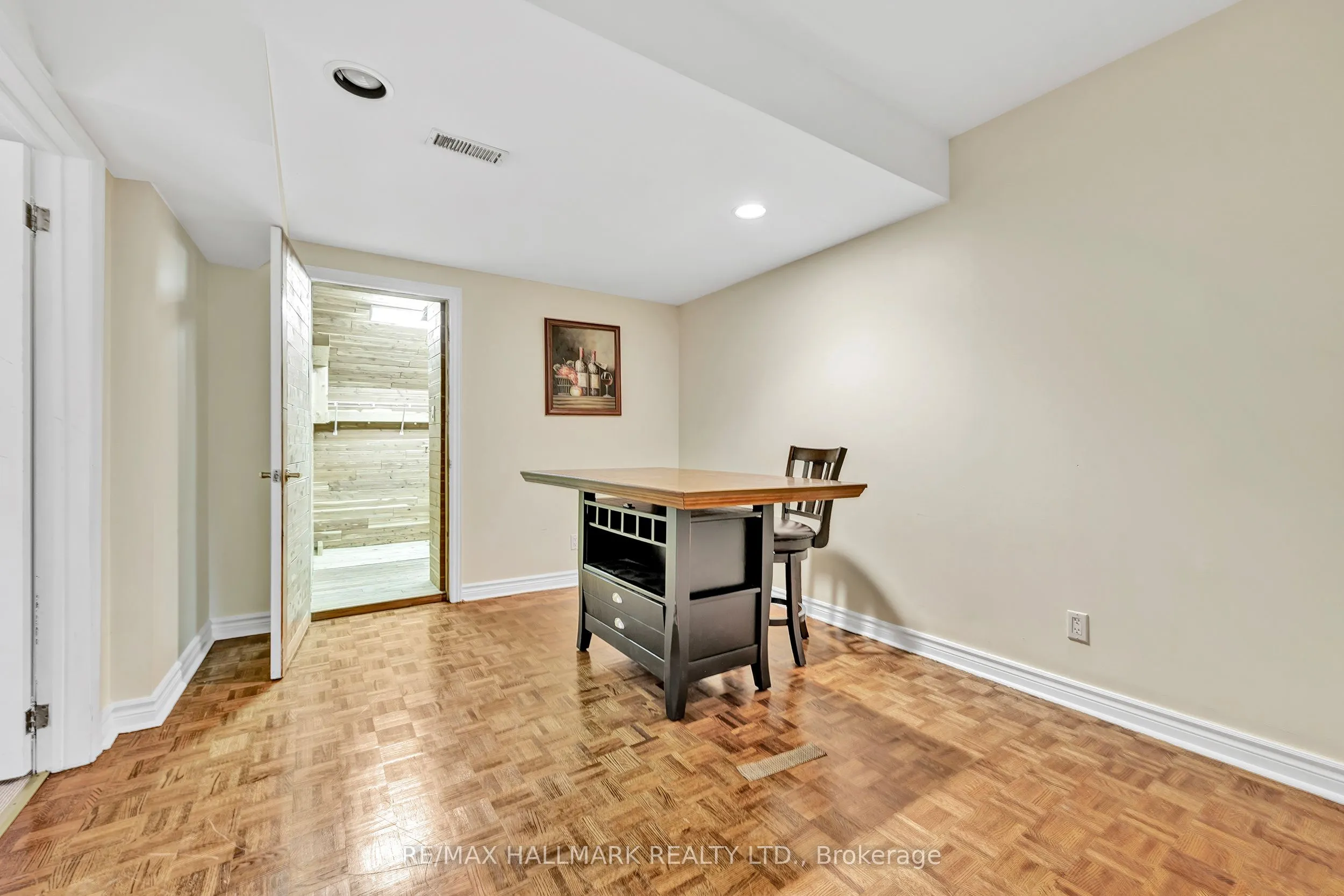 6 Montford Drive