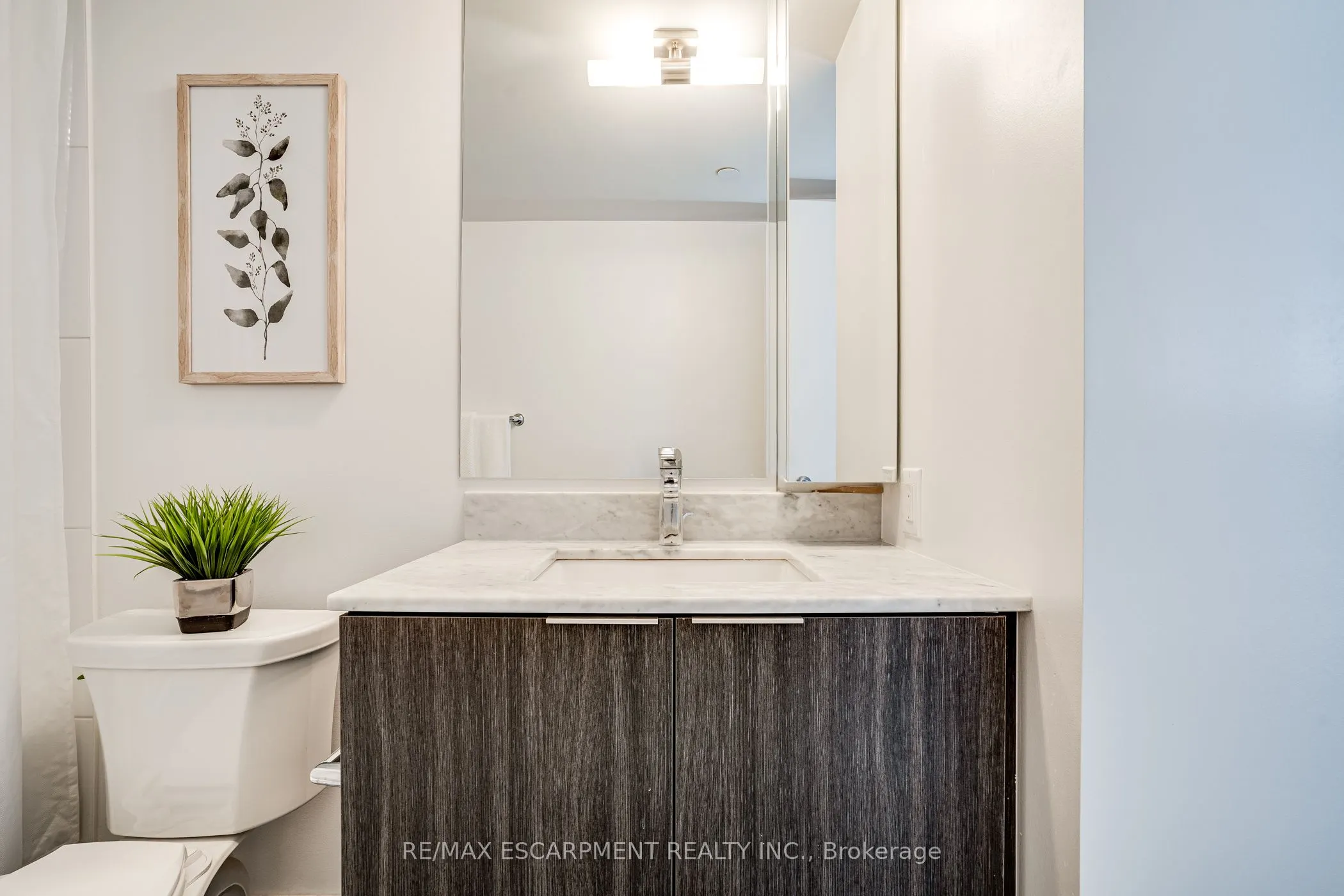 955 Bay Street, #1809