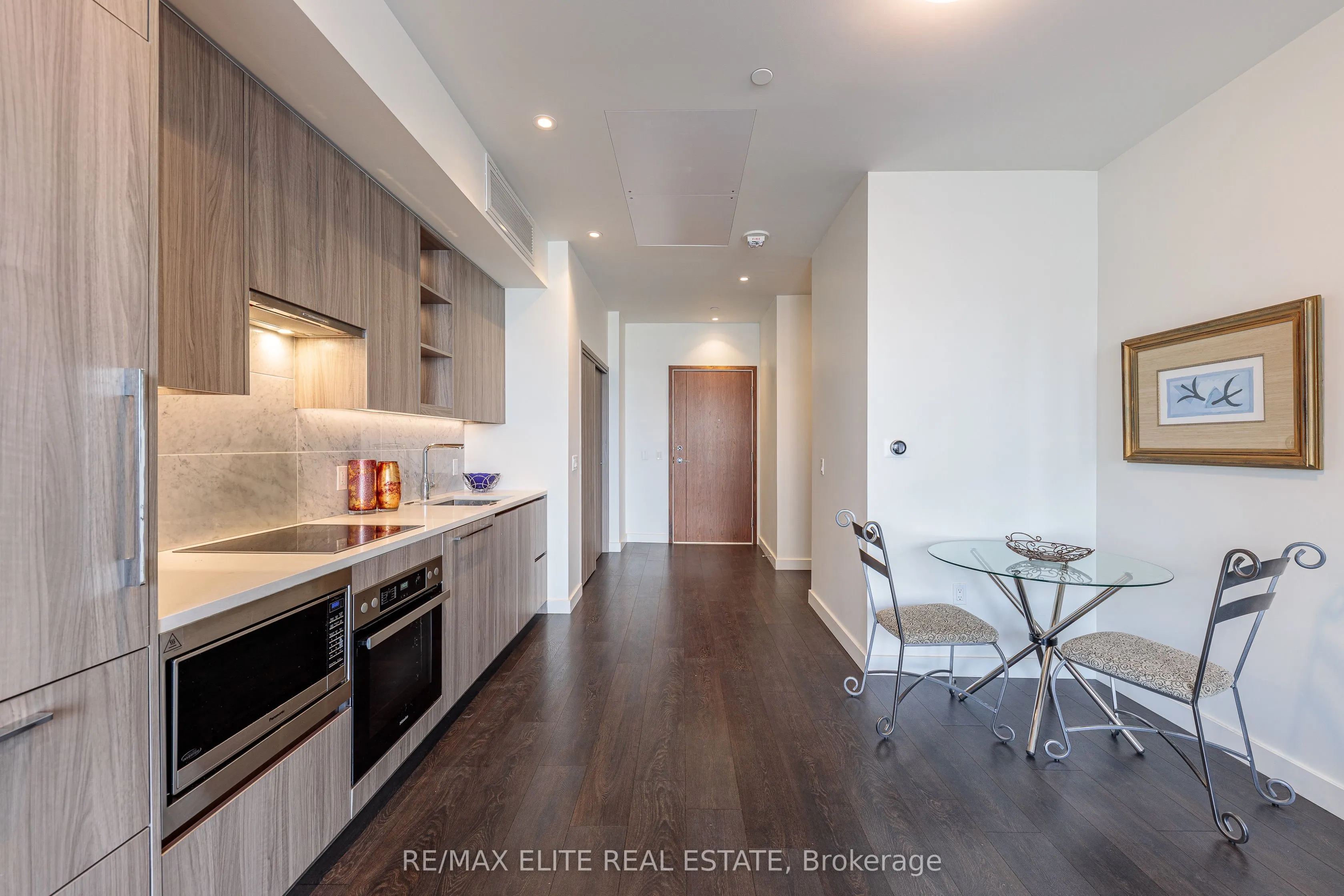 85 Mcmahon Drive, #612