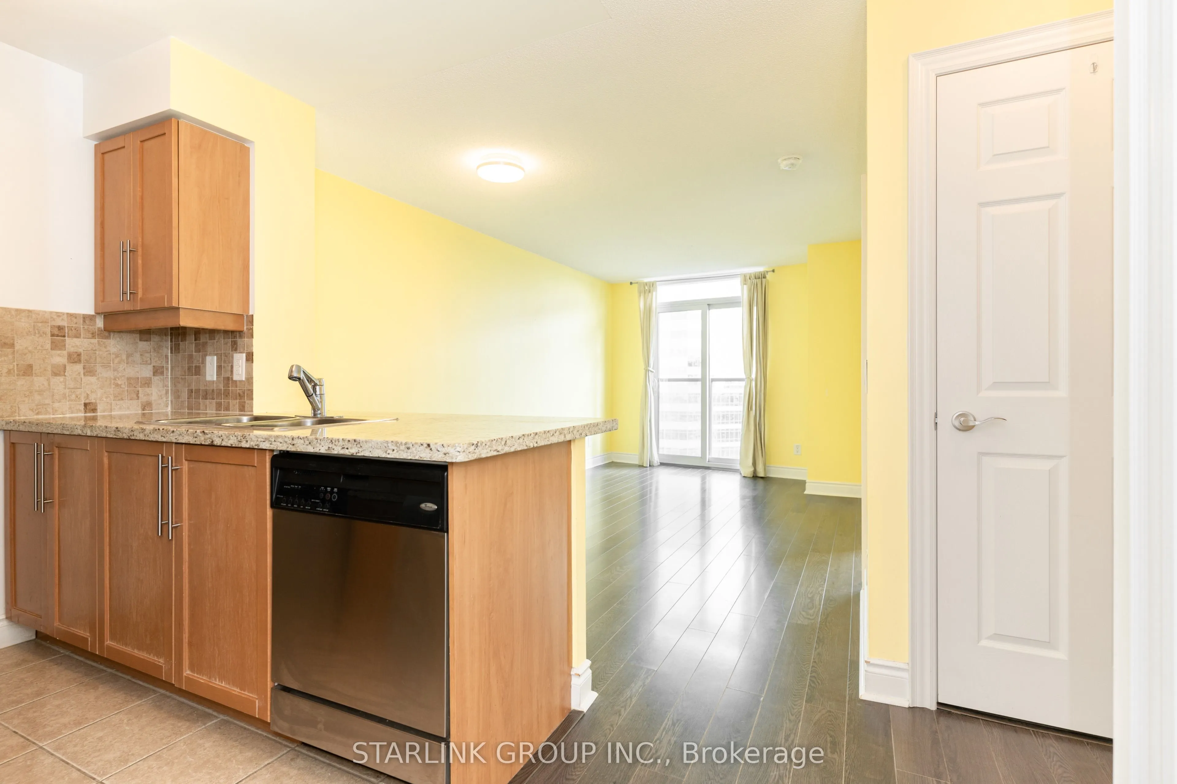 25 Greenview Avenue, #2224