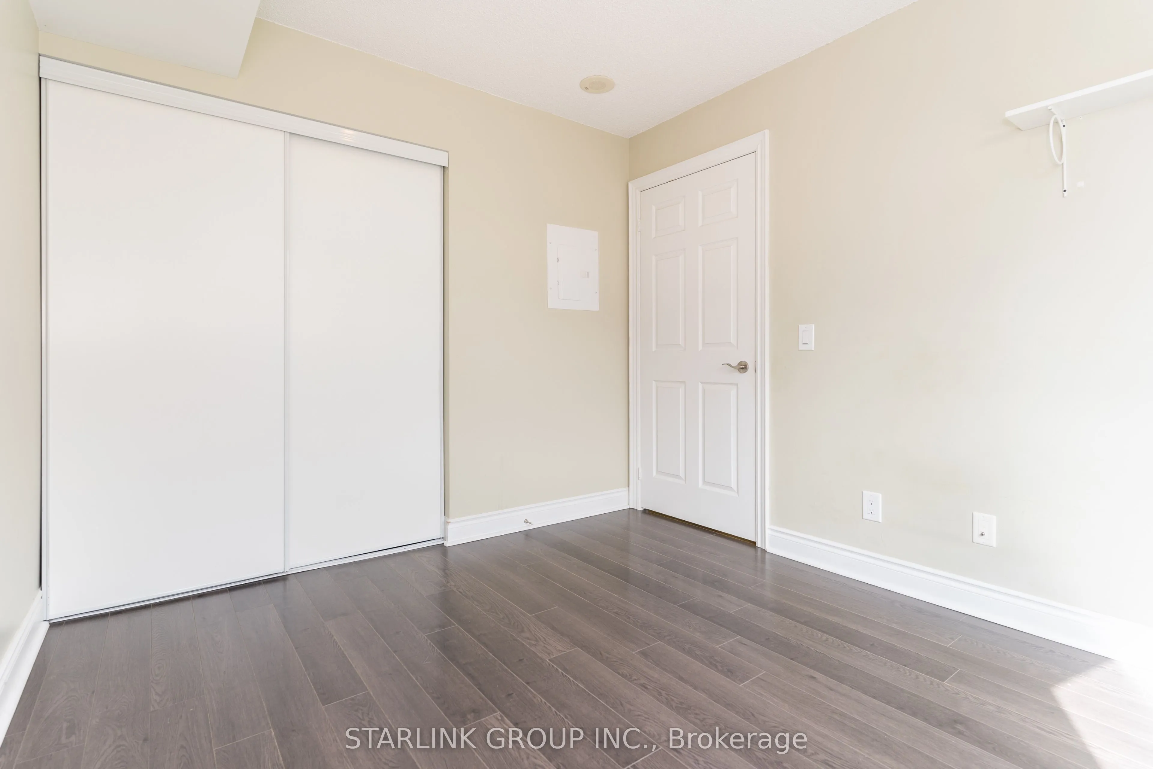 25 Greenview Avenue, #2224