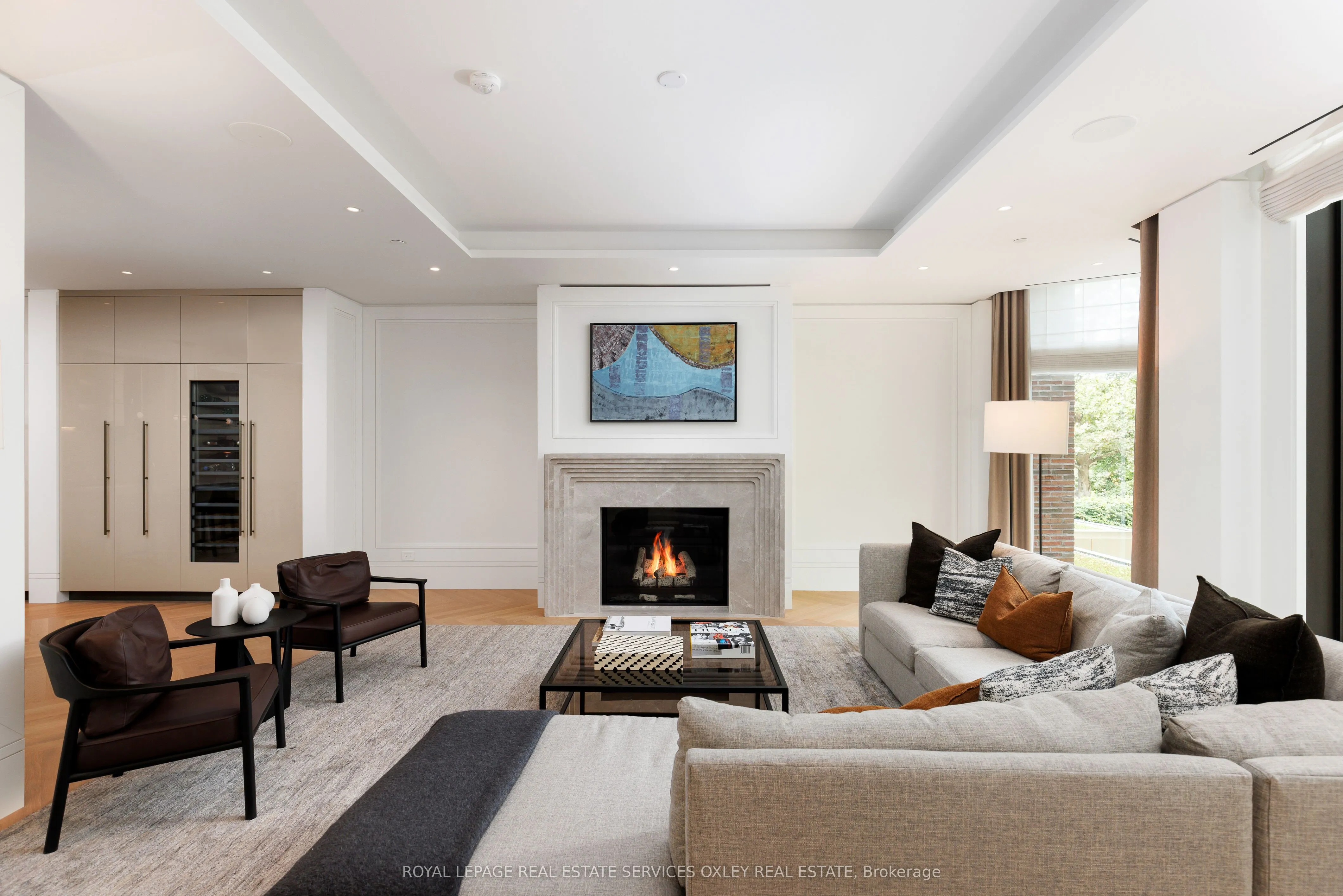 7 Dale Avenue, #207
