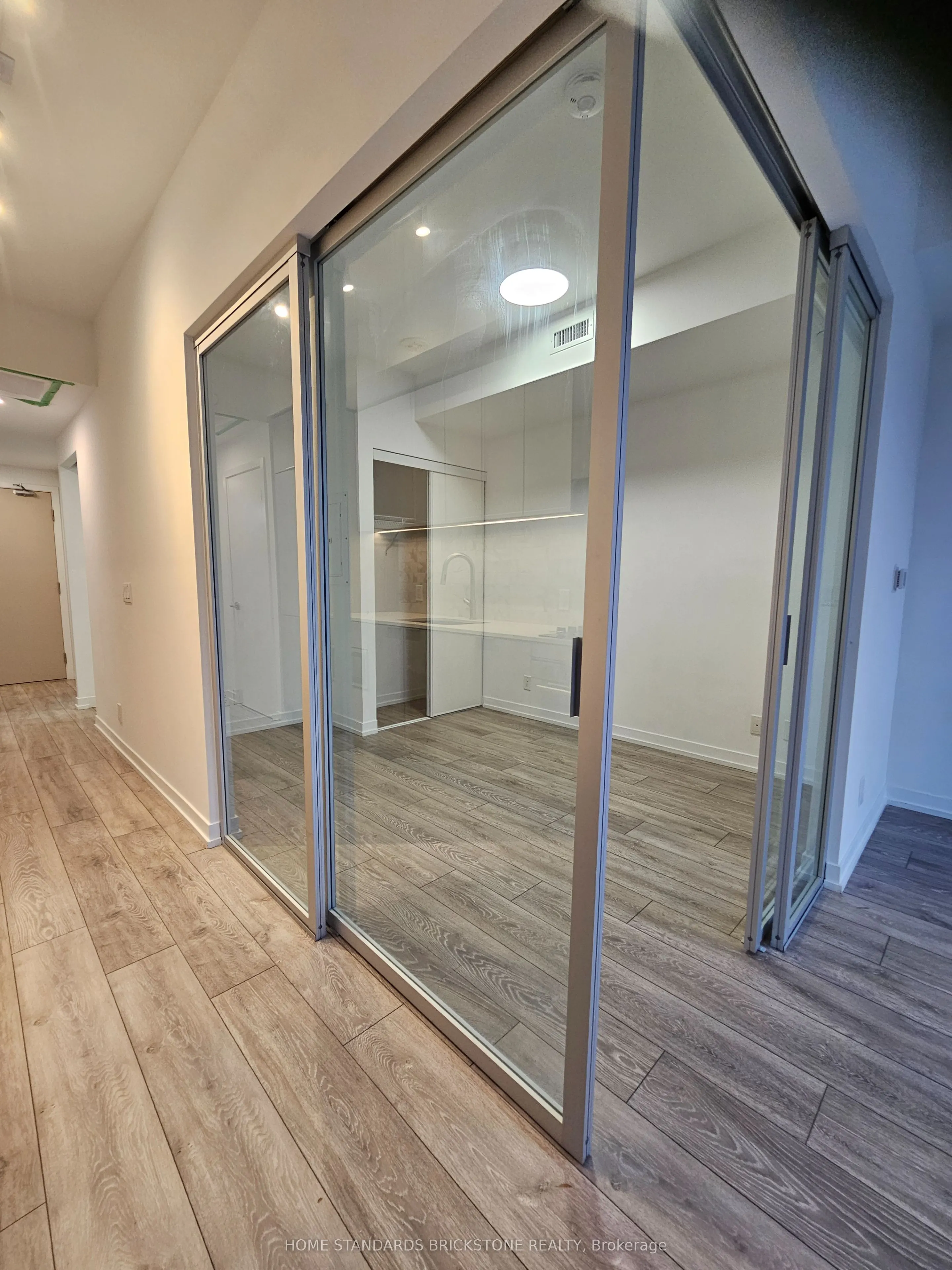 2020 Bathurst Street W, #325