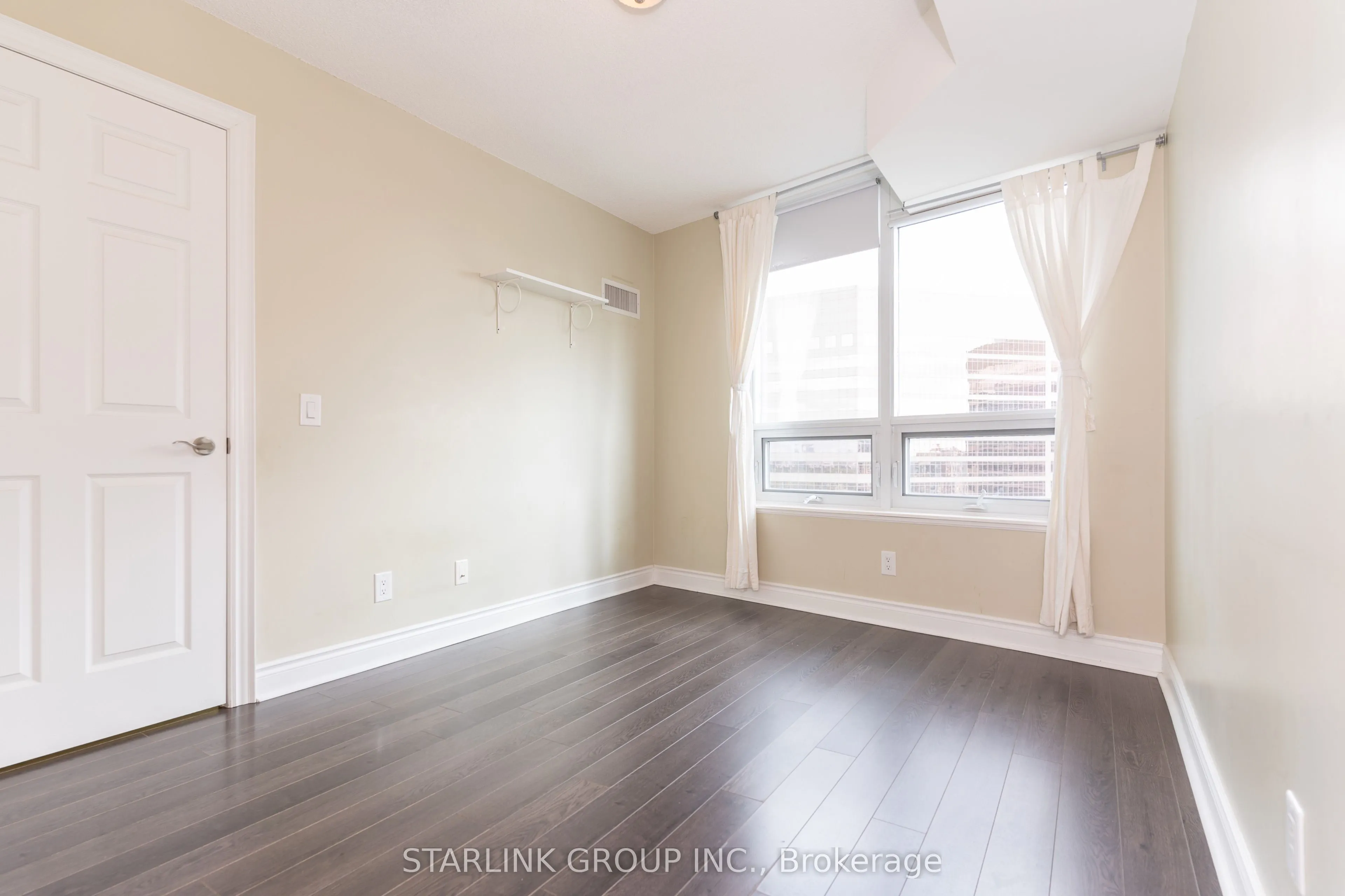 25 Greenview Avenue, #2224