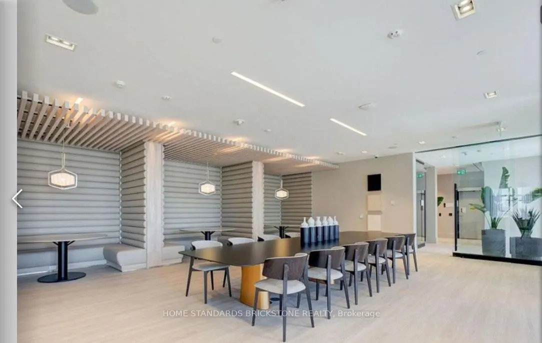 2020 Bathurst Street W, #325