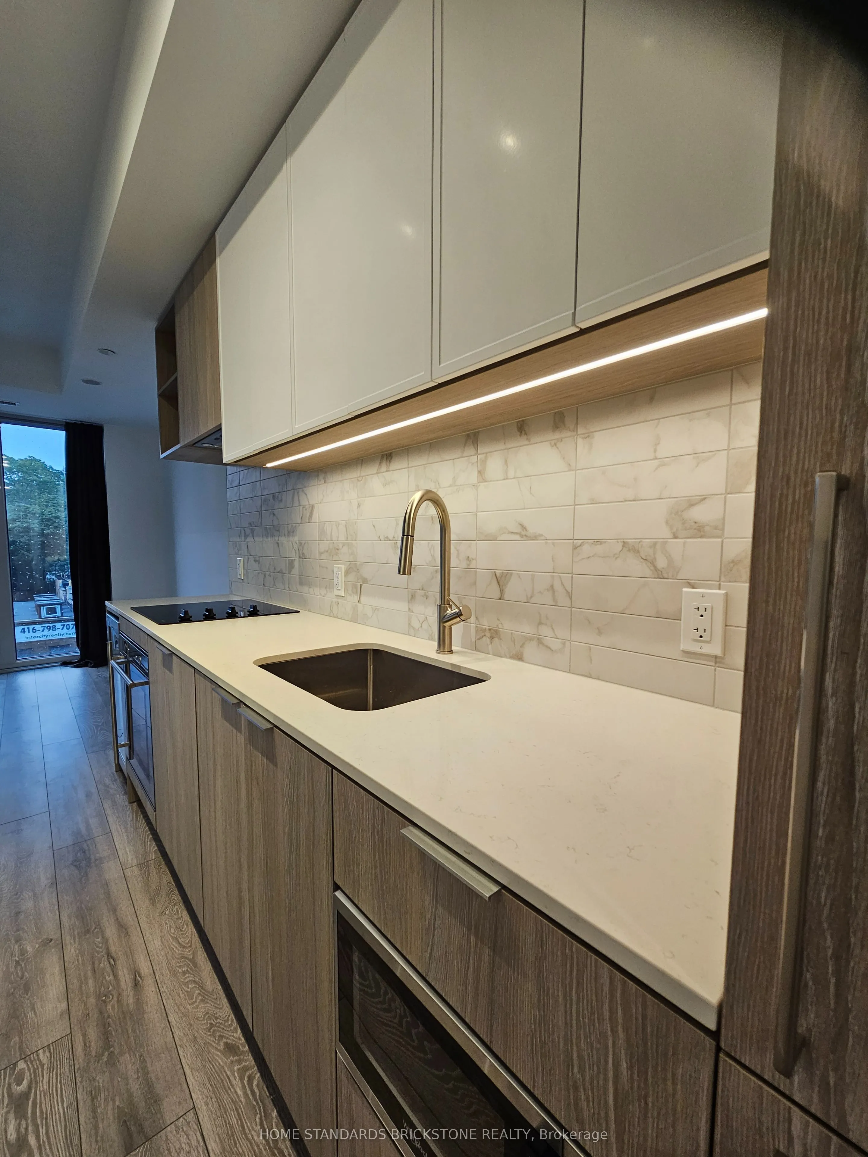 2020 Bathurst Street W, #325
