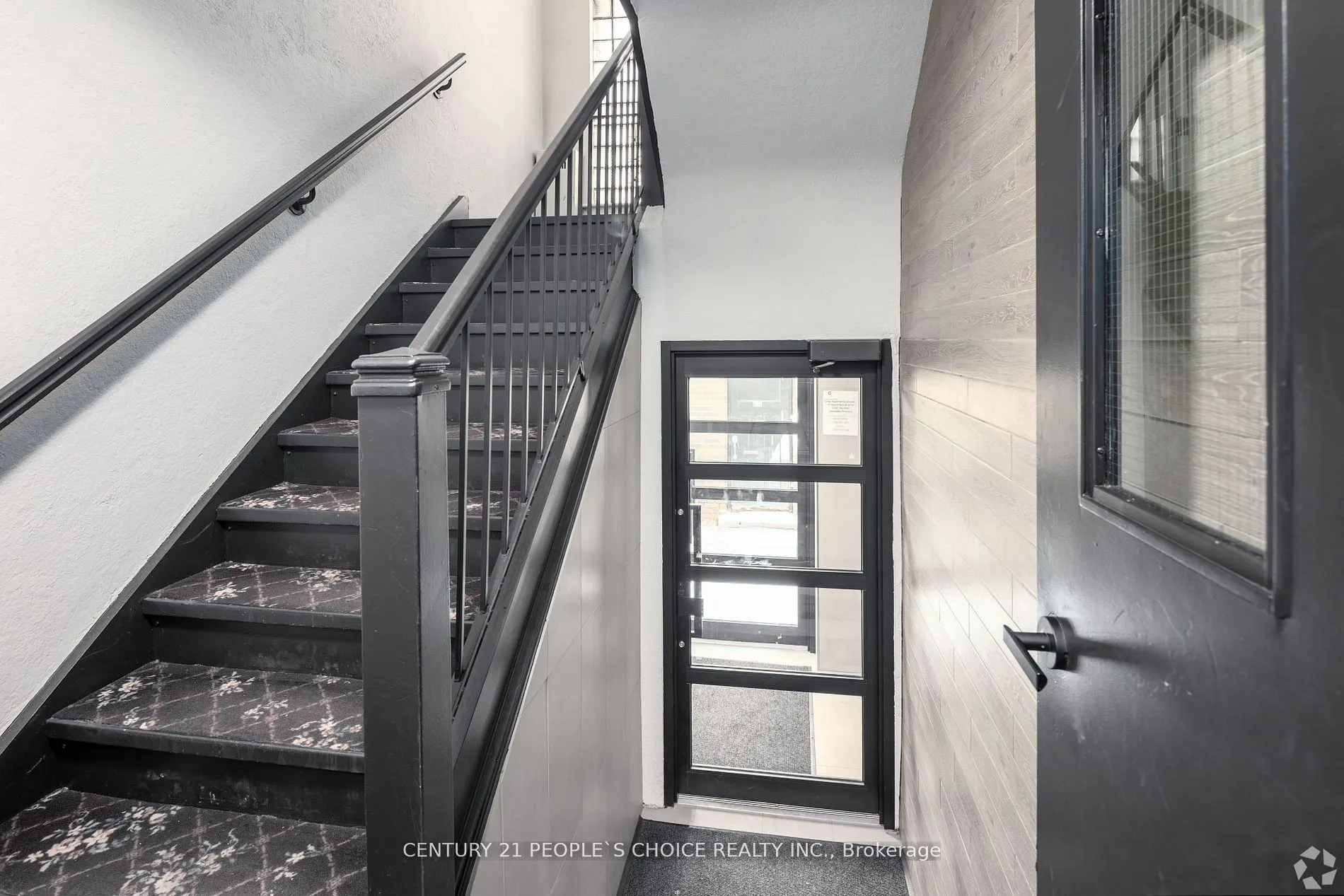 875 Avenue Road, #6