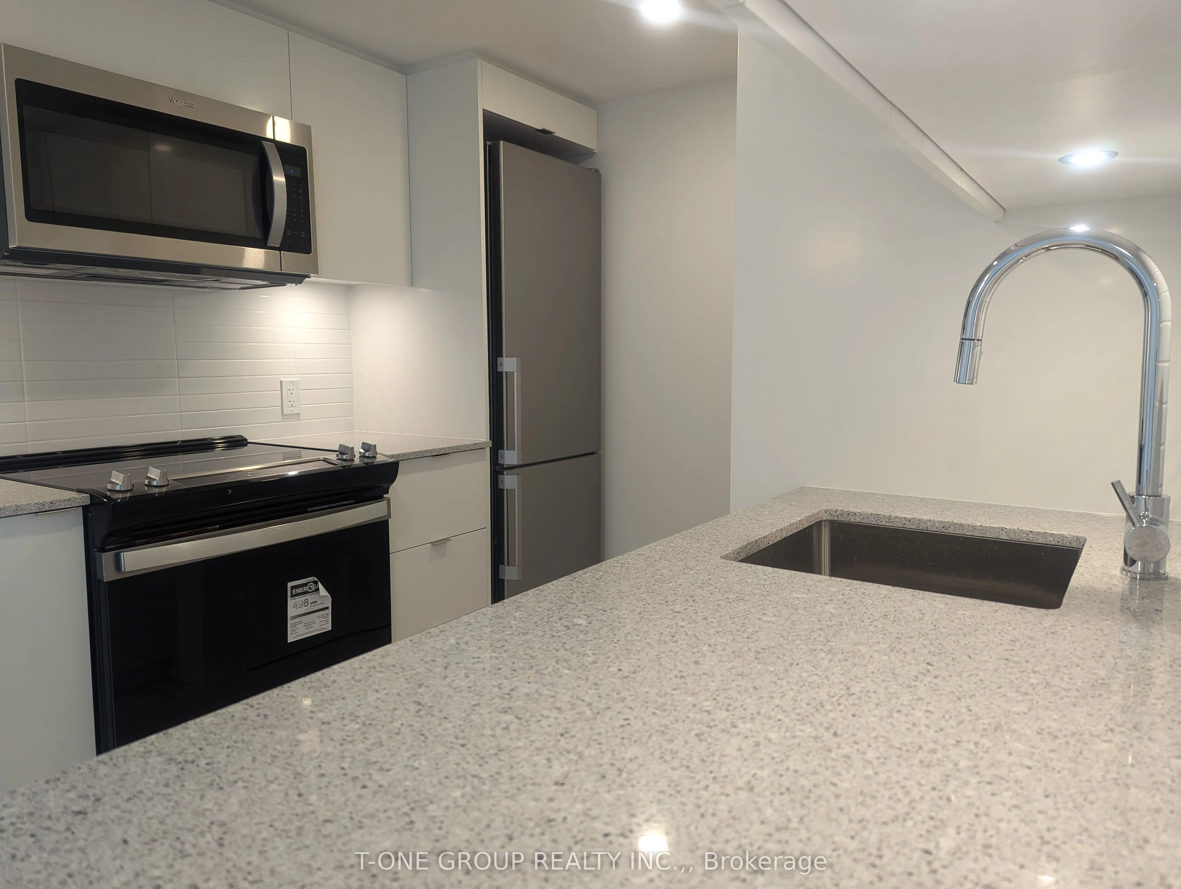 500 Wilson Avenue, #908