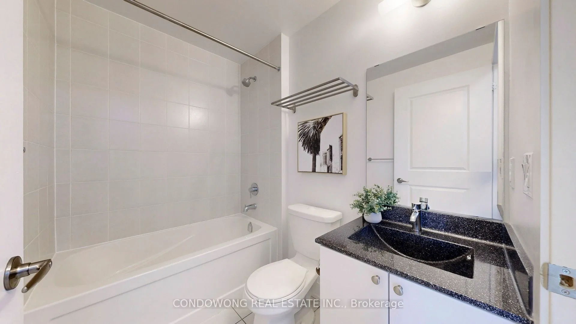 68 Merton Street, #709