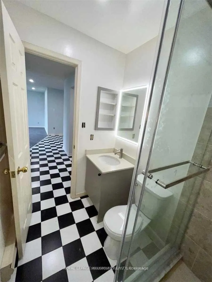 1633 Dundas Street W, #2